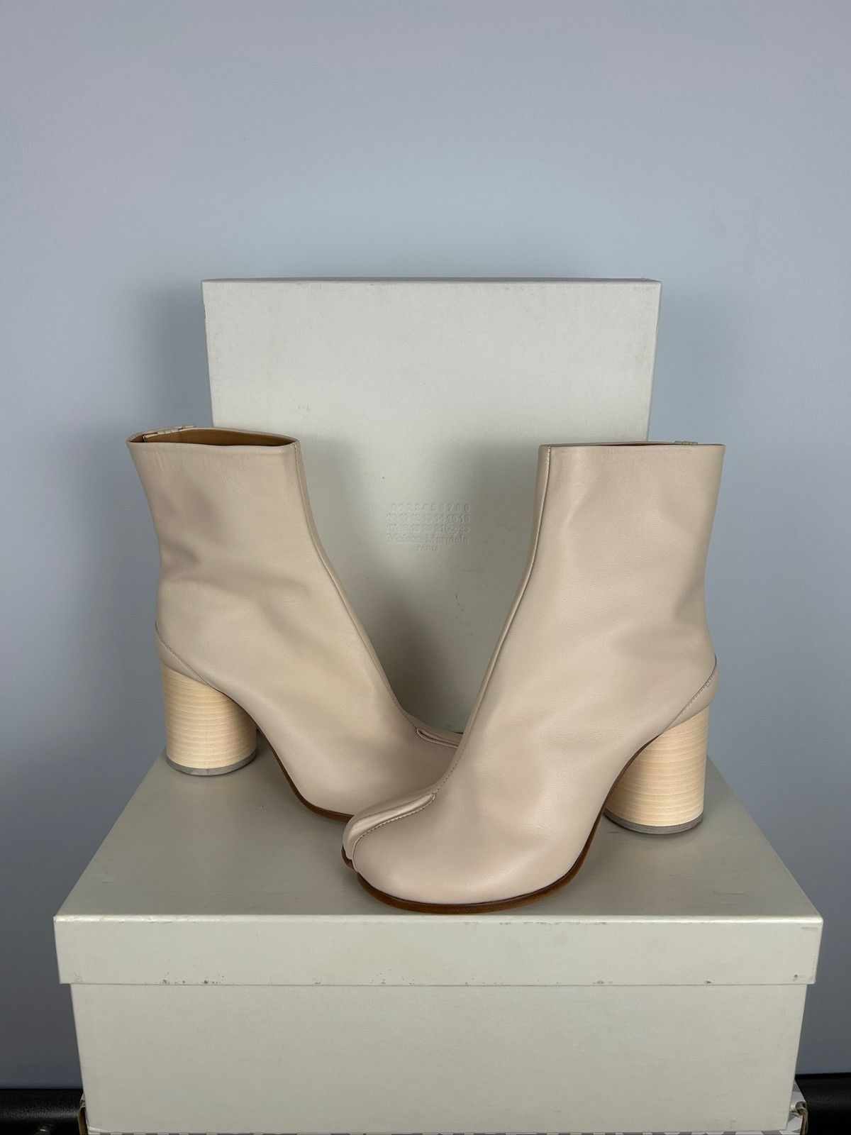 Maison Margiela Tabi Margiela Size US 7 / IT 37 - 1 Thumbnail