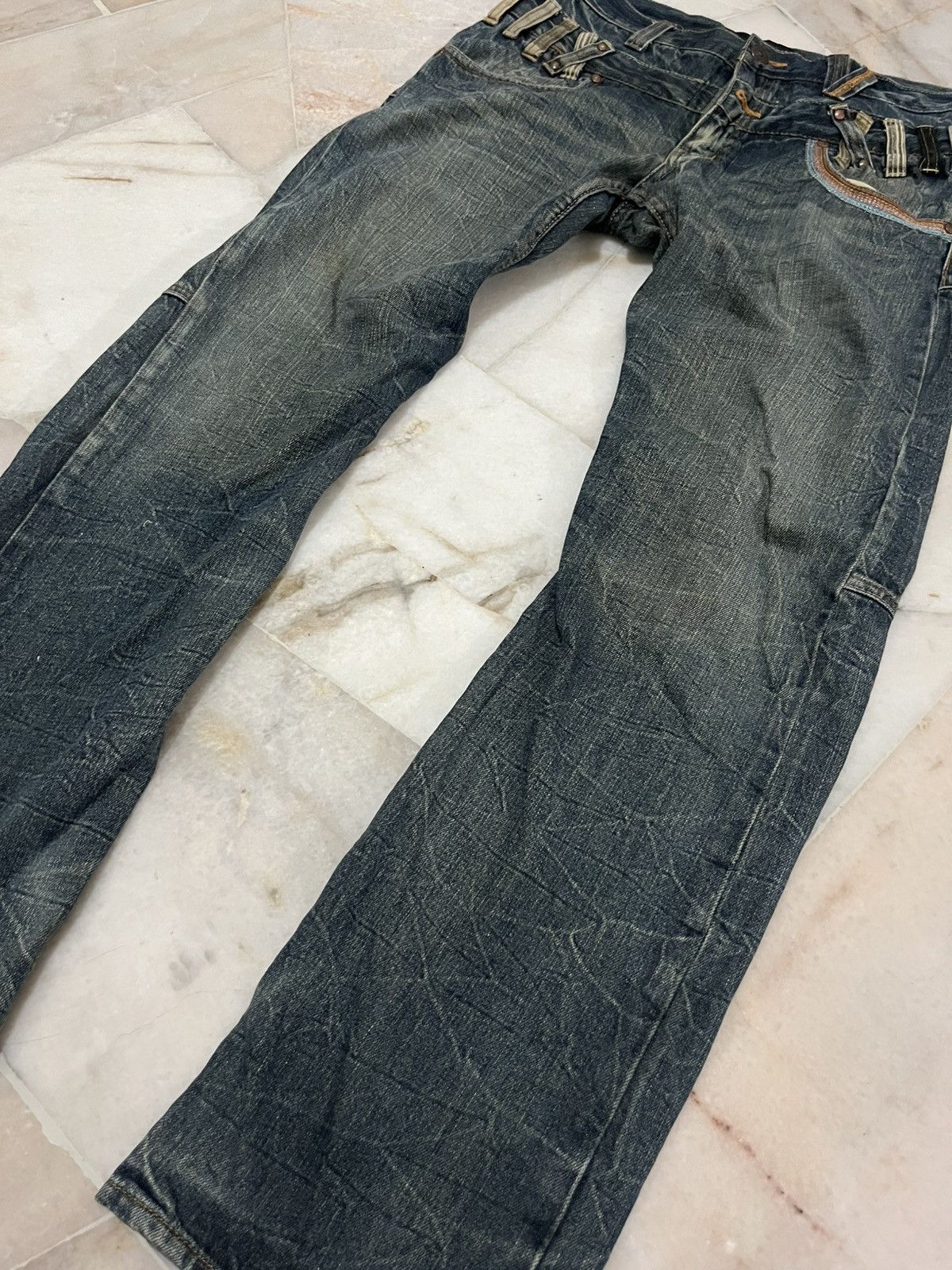 Japanese Brand DOUBLE WAIST DOMINATE HANDCRAFTED DISTRESED DENIM Size US 32 / EU 48 - 6 Thumbnail