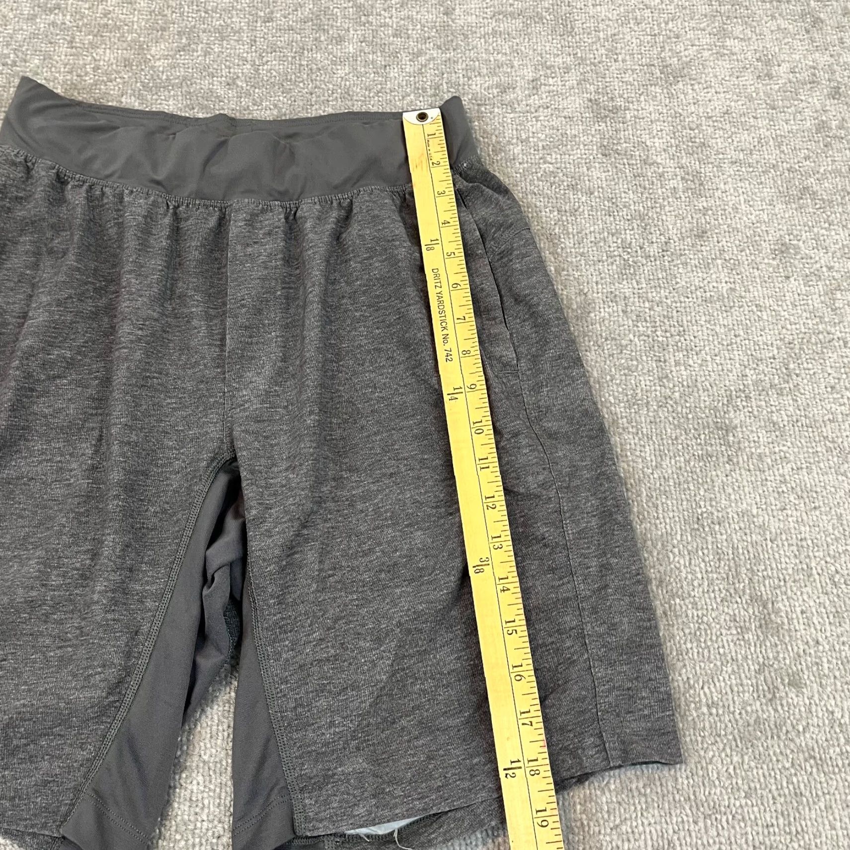 Lululemon Lululemon Shorts Mens Small 9" Gray T.H.E Linerless Gym Training Workout M7Y0S Size US 29 - 5 Thumbnail