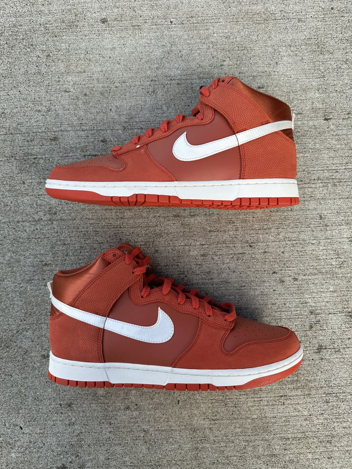 Nike Nike Wnba Nba Dunk Hi Size US 12 / EU 45 - 1 Thumbnail