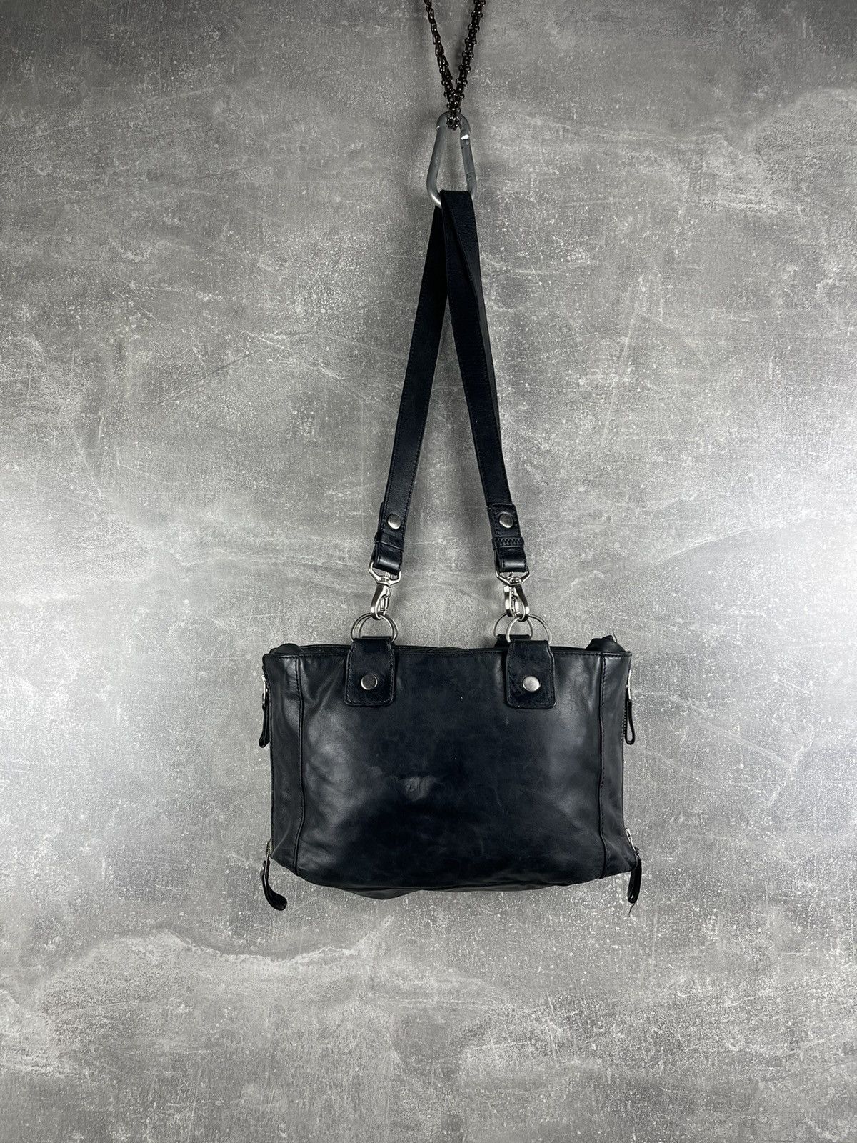 Other Carpisa Y2K Artisian Black Leather Multi Zip Shoulder Bag Size ONE SIZE - 5 Thumbnail