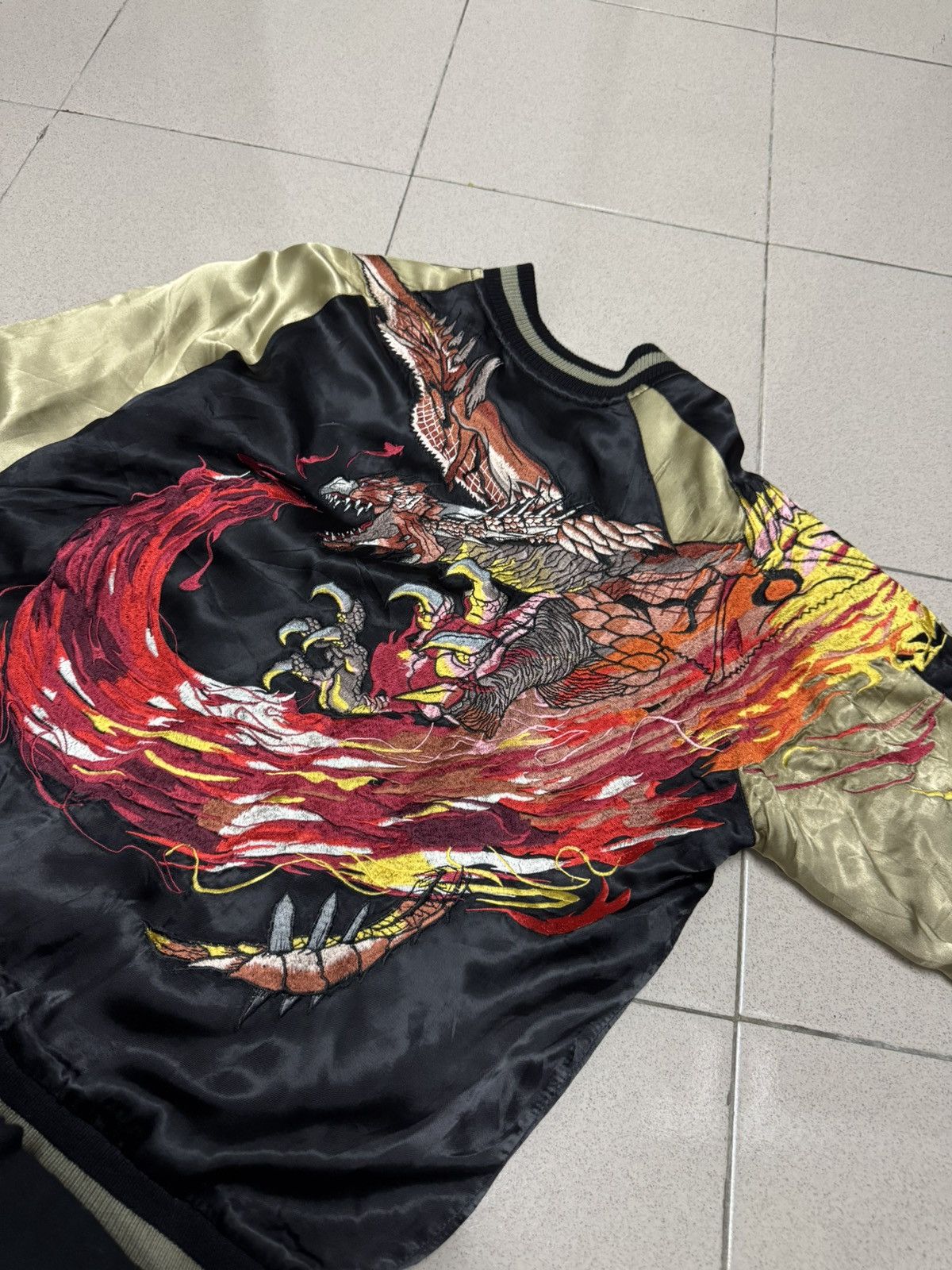 Japanese Brand MONSTER HUNTER X CAPCOM 5th ANNIVERSARY EMBROIDERED SUKAJAN Size US M / EU 48-50 / 2 - 3 Thumbnail