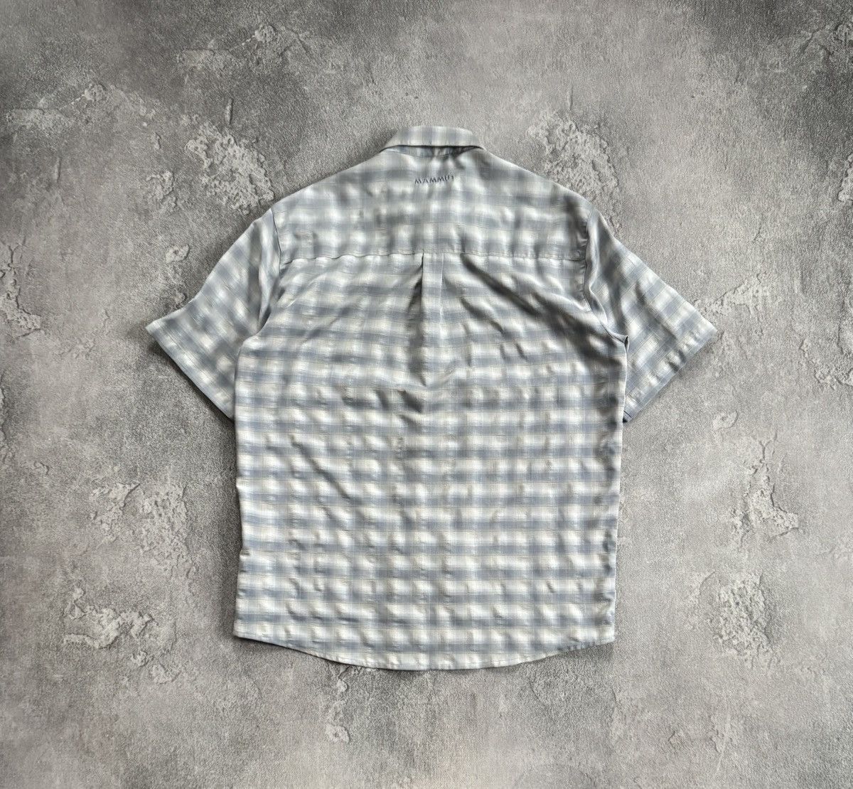 Mammut Mammut L button up Chekered shirt short sleeve outdoor Size US L / EU 52-54 / 3 - 9 Thumbnail