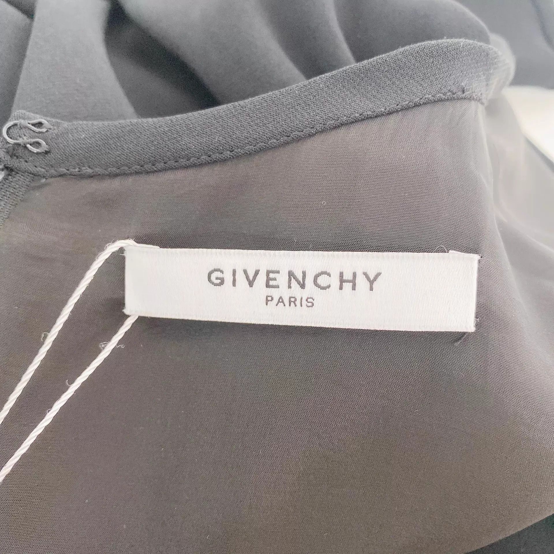 Givenchy Givenchy women's black crew neck dress 34 Size XXS / US 00 / IT 34 - 6 Thumbnail