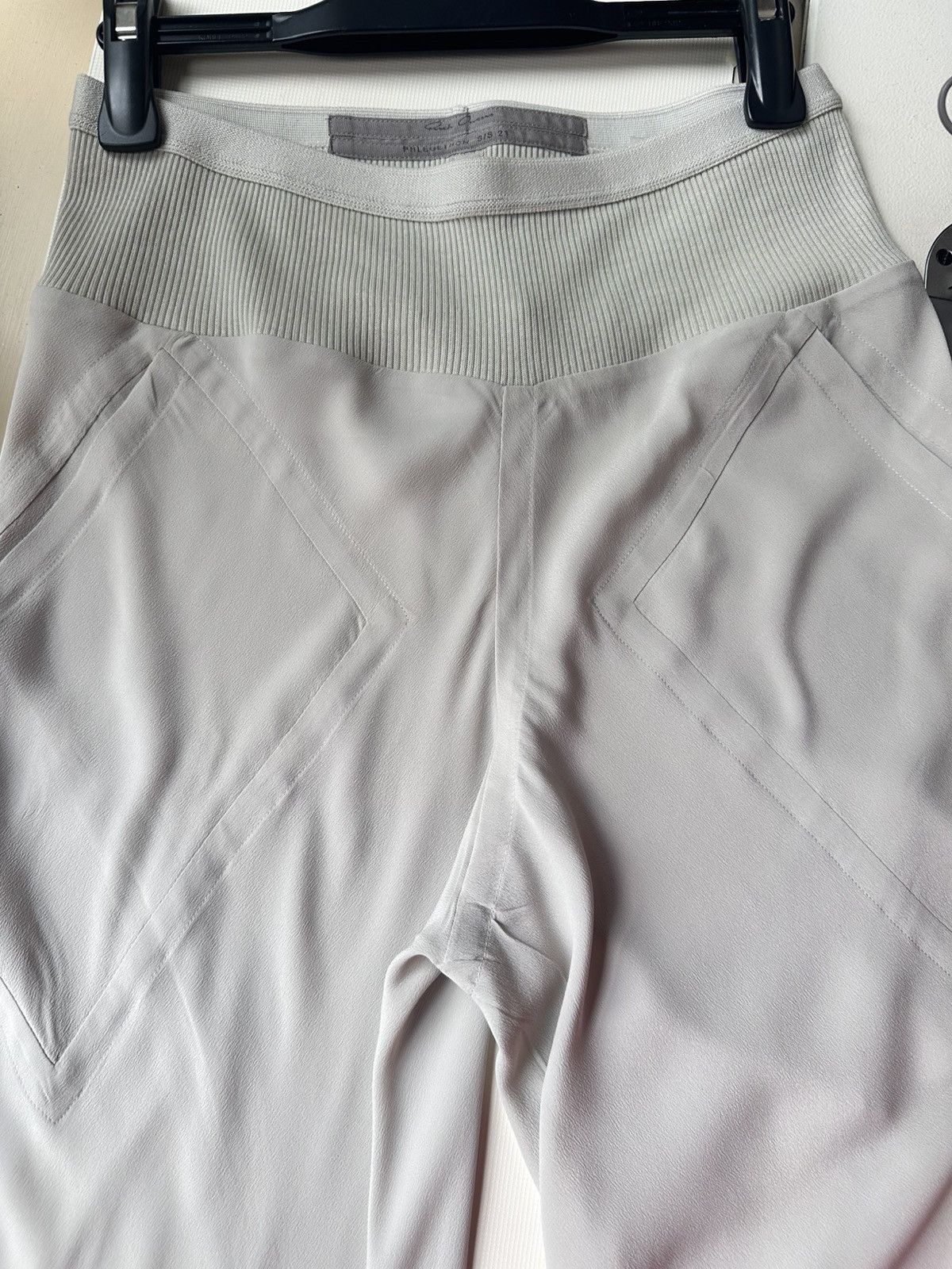 Rick Owens Rick Owens Oyster Silk Blend Wide Leg Trousers Size 28" / US 6 / IT 42 - 2 Thumbnail