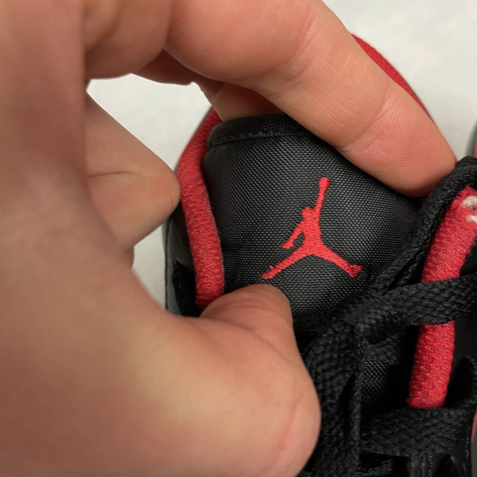 Jordan Brand × Nike Nike Air Jordan 1 Low GS 553560-063 Black Red Sneakers 6.5Y Size US 6.5 / EU 39-40 - 9 Thumbnail