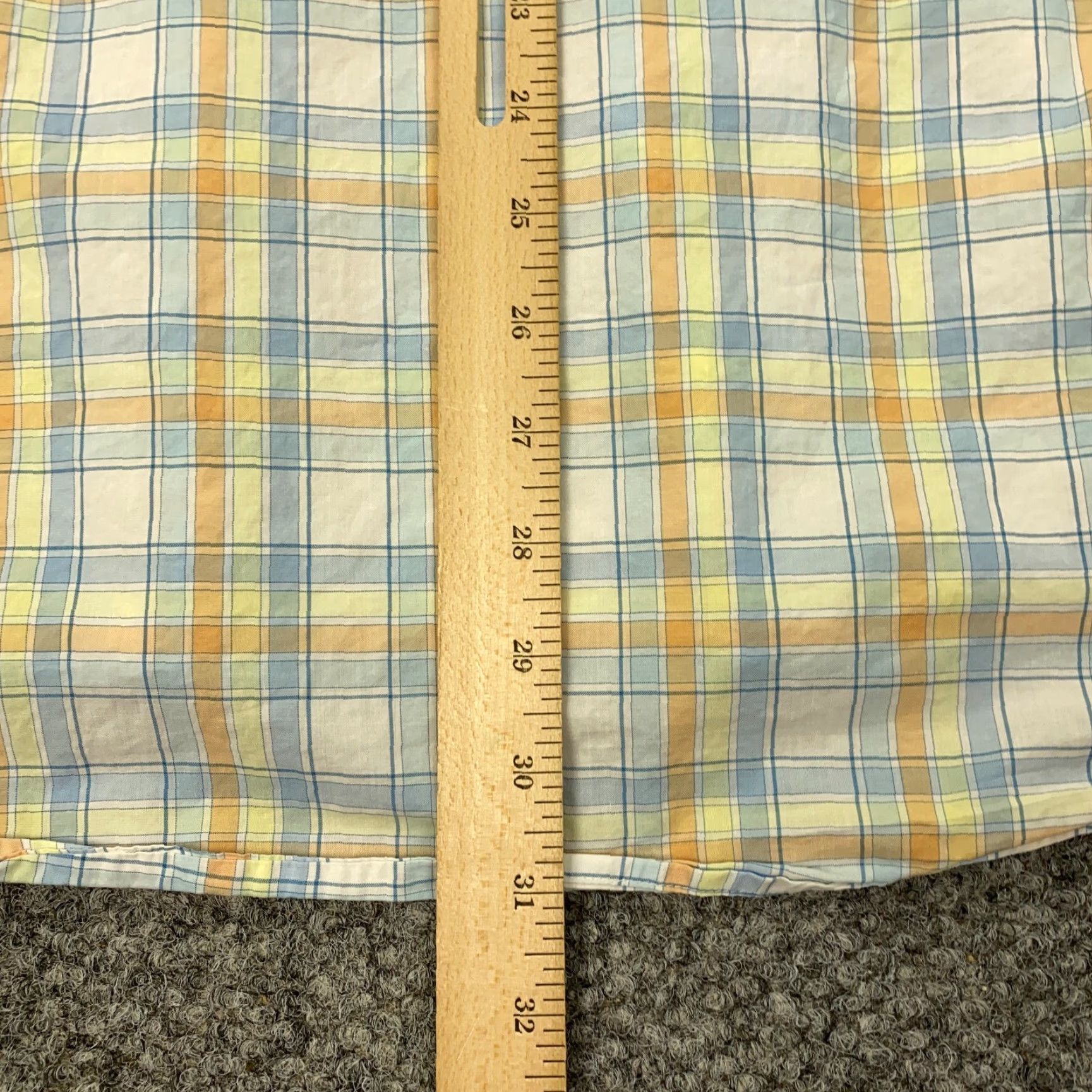 Lacoste VINTAGE Lacoste Mens Shirt Size 44 Long Sleeve Button-Down Collared Plaid Cotton Casual Size US XXL / EU 58 / 5 - 7 Thumbnail