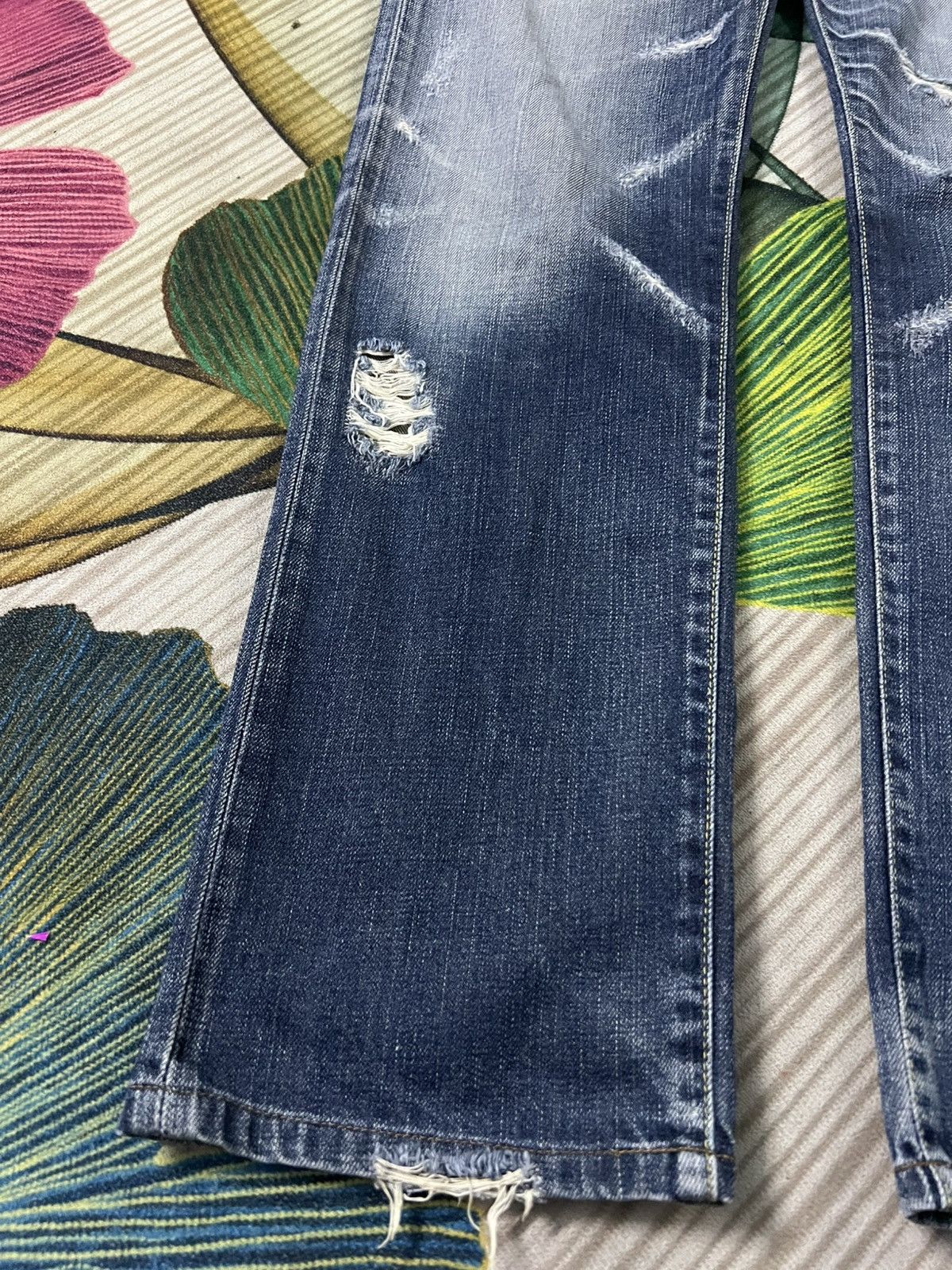 Levi's VINTAGE LEVIS 505 DISTRESSED JEANS Size US 32 / EU 48 - 3 Thumbnail