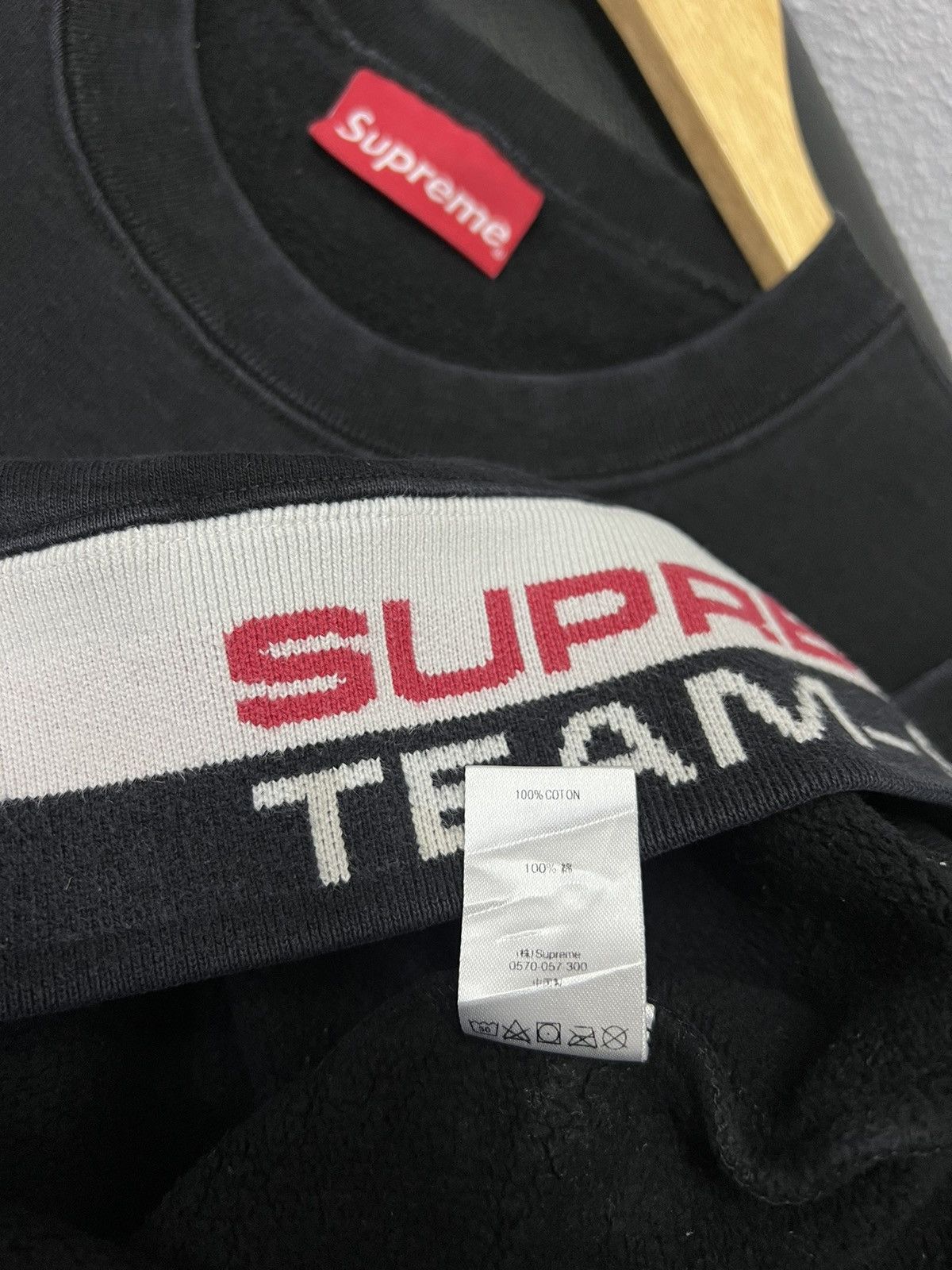 Supreme Supreme Sweatshirt Size US L / EU 52-54 / 3 - 9 Thumbnail