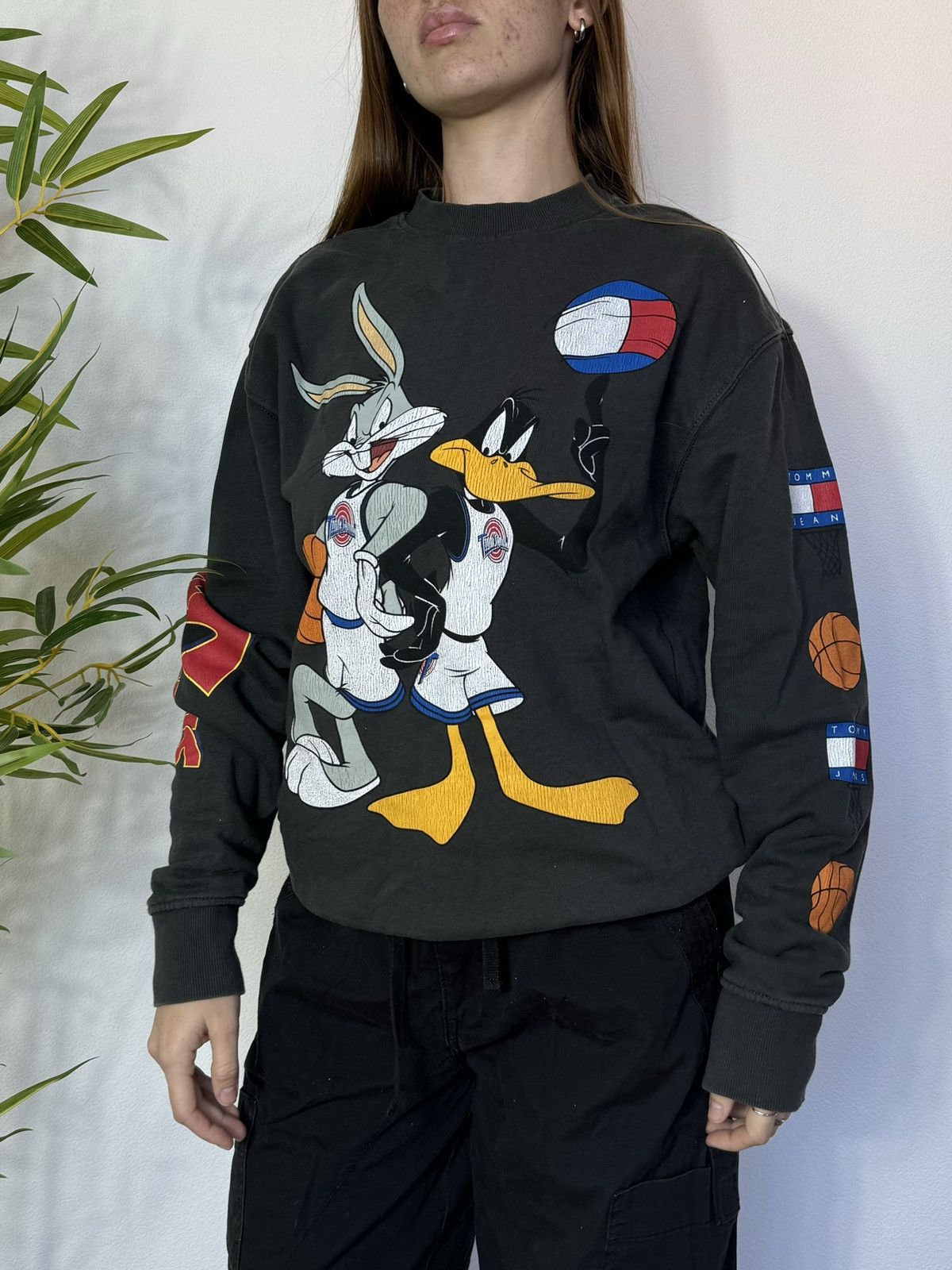 Cartoon Network SPACE JAM x TOMMY JEANS Y2K SWEATSHIRT Size US XS / EU 42 / 0 - 9 Thumbnail