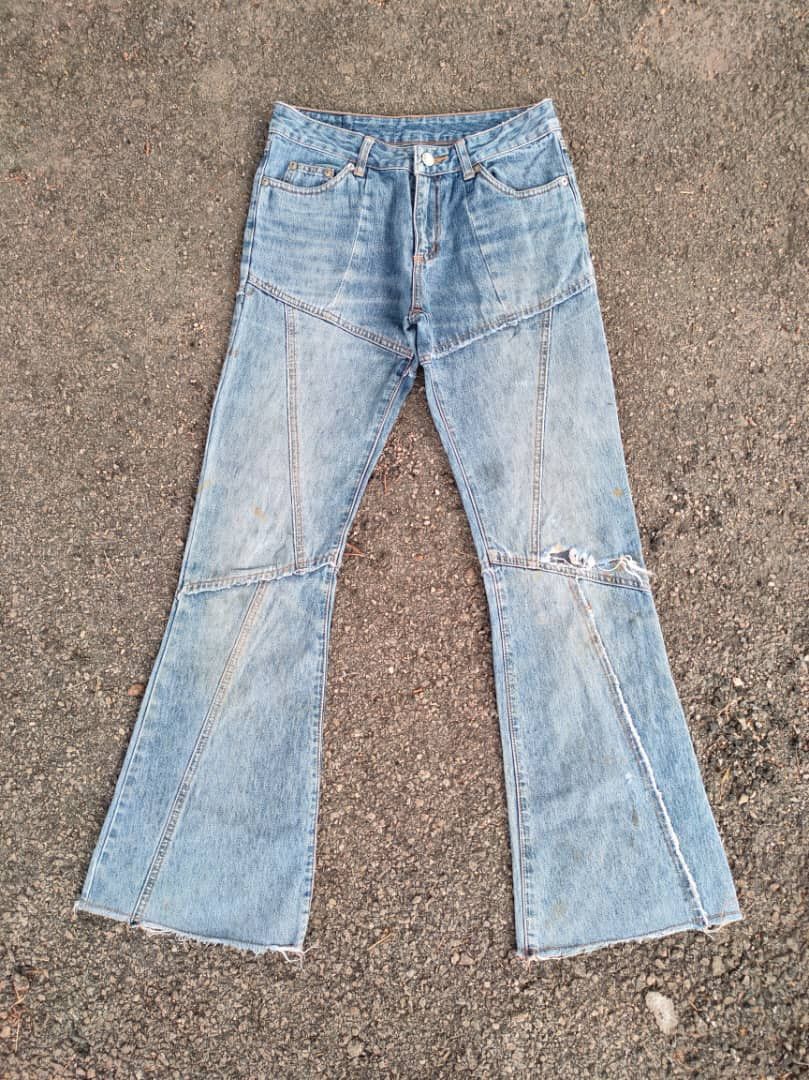 Japanese Brand FLARE VINTAGE JAPANESE FADED DISTRESSED JEANS DENIM PANTS Size US 28 / EU 44 - 1 Thumbnail