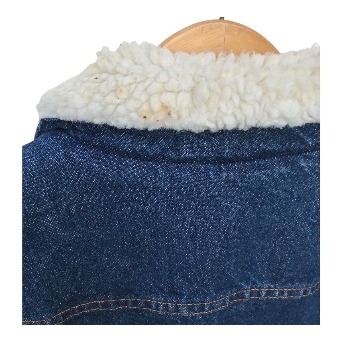 Levi's Vintage Levis Usa Denim Sherpa Lining Trucker Jacket Size US M / EU 48-50 / 2 - 13 Thumbnail