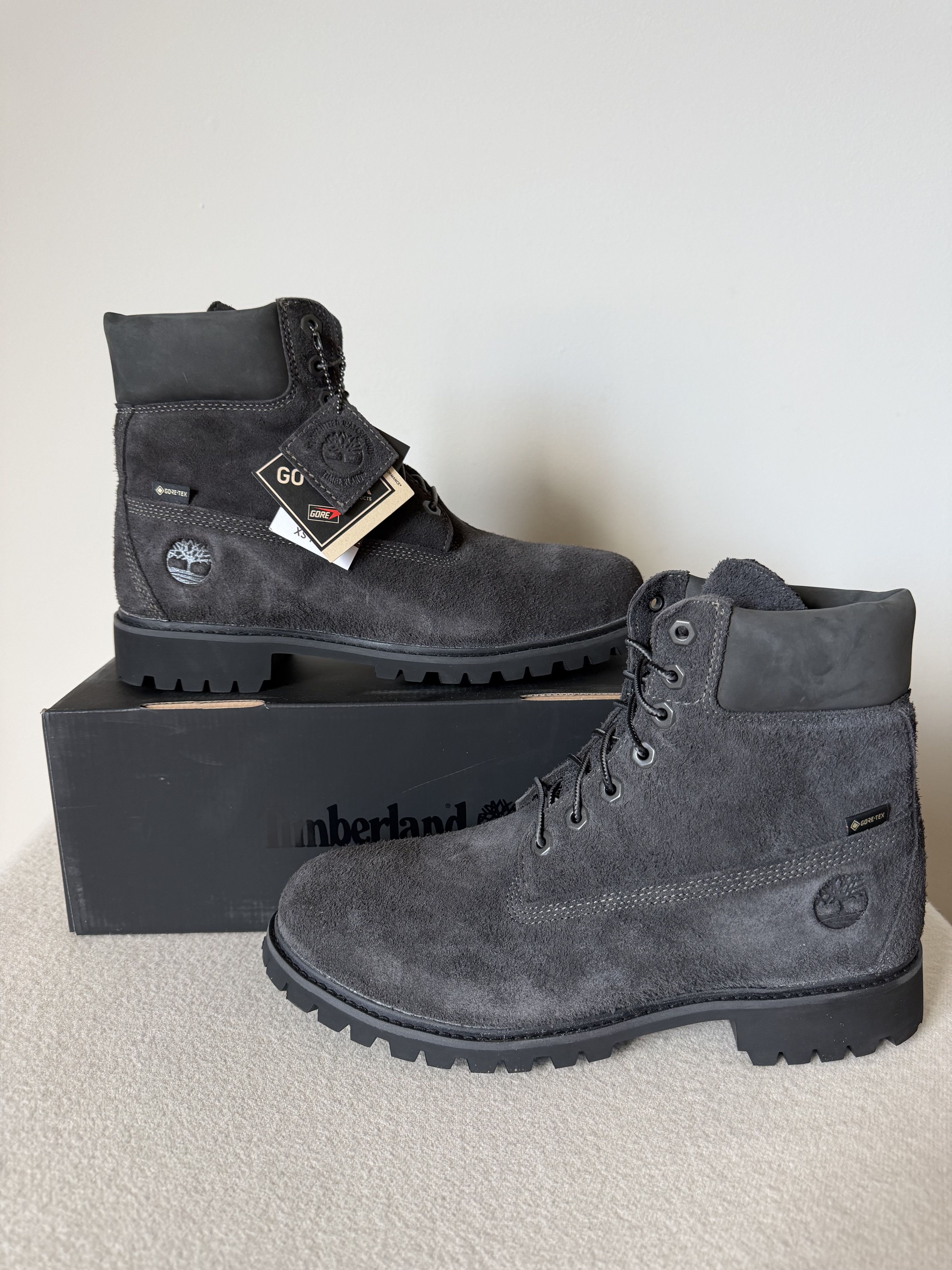 Timberland Timberland Gore-Tex 6 Inch Premium Vibram Boots Gray Suede Size US 11 / EU 44 - 2 Thumbnail