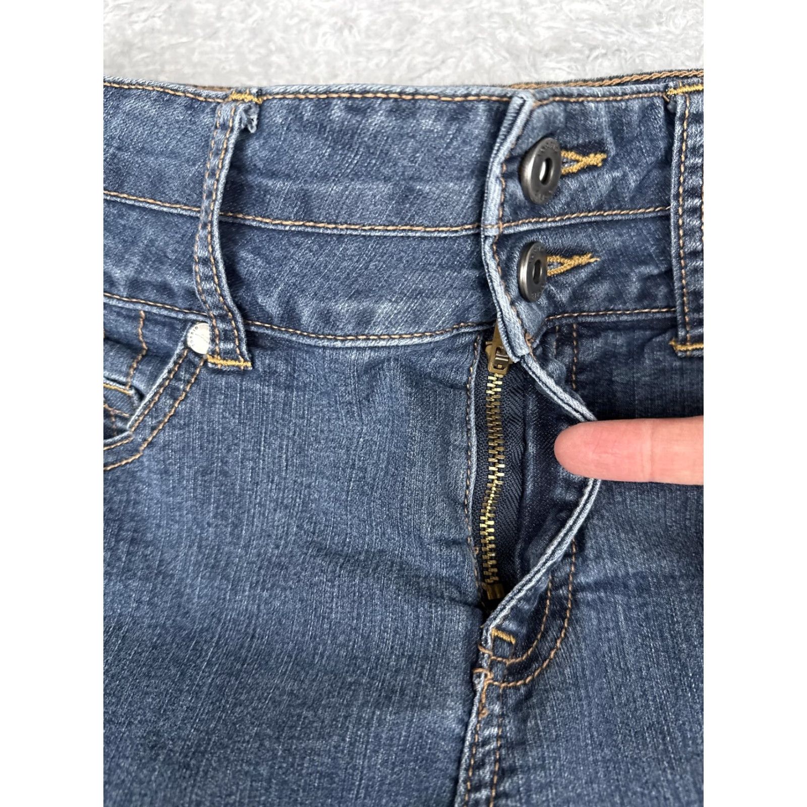 Torrid Torrid Jeans Womens Skinny Blue Mid Rise 12R 31x30 Stretch Double Button Zip 5-Pocket Denim Cotton Polyester Spandex Size 34" / US 12 / IT 48 - 5 Thumbnail