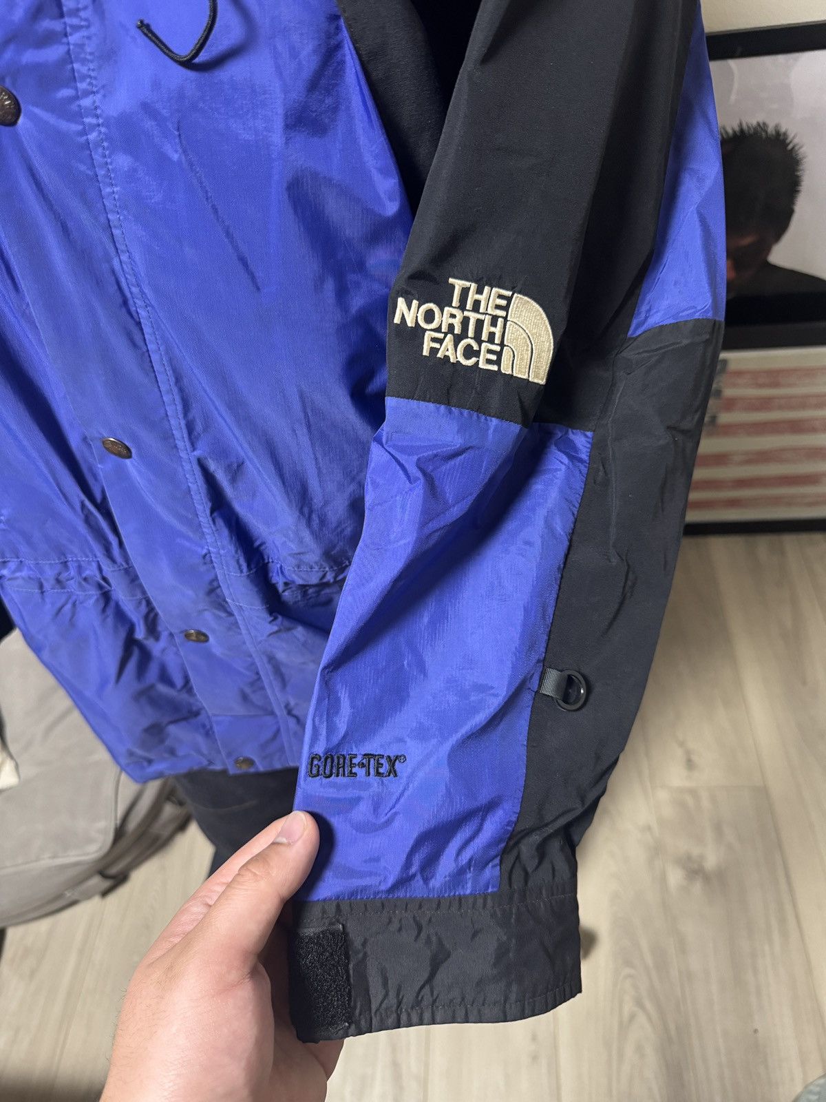 The North Face Vintage TNF The North Face Mountain Light Jacket Aztec Blue Size US M / EU 48-50 / 2 - 7 Thumbnail