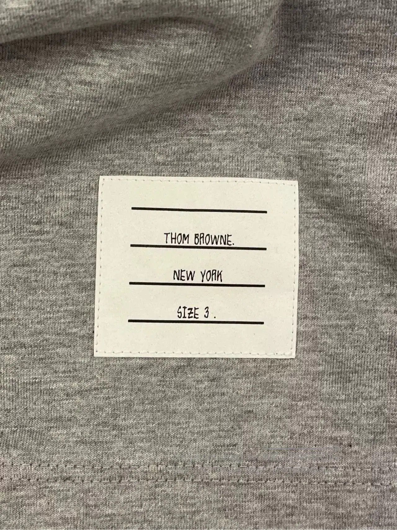Thom Browne thom browne gray long sleeve t. Size US M / EU 48-50 / 2 - 5 Thumbnail