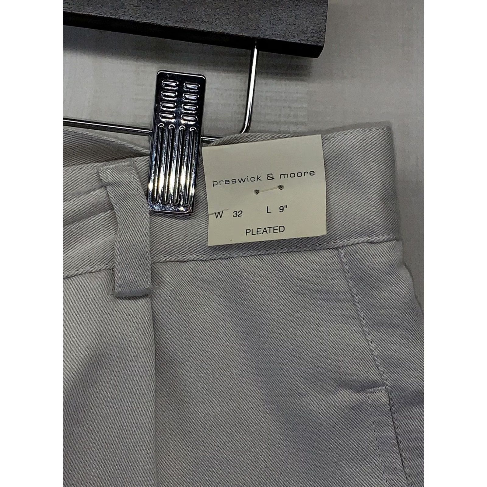 MooRER Prewick & Moore Men’s SZ 32x9 Pleated Front Shorts Stone Color NWT-4252 Bermuda Casual Summer 32 Mens Stone Color Shorts Size US 32 / EU 48 - 2 Thumbnail