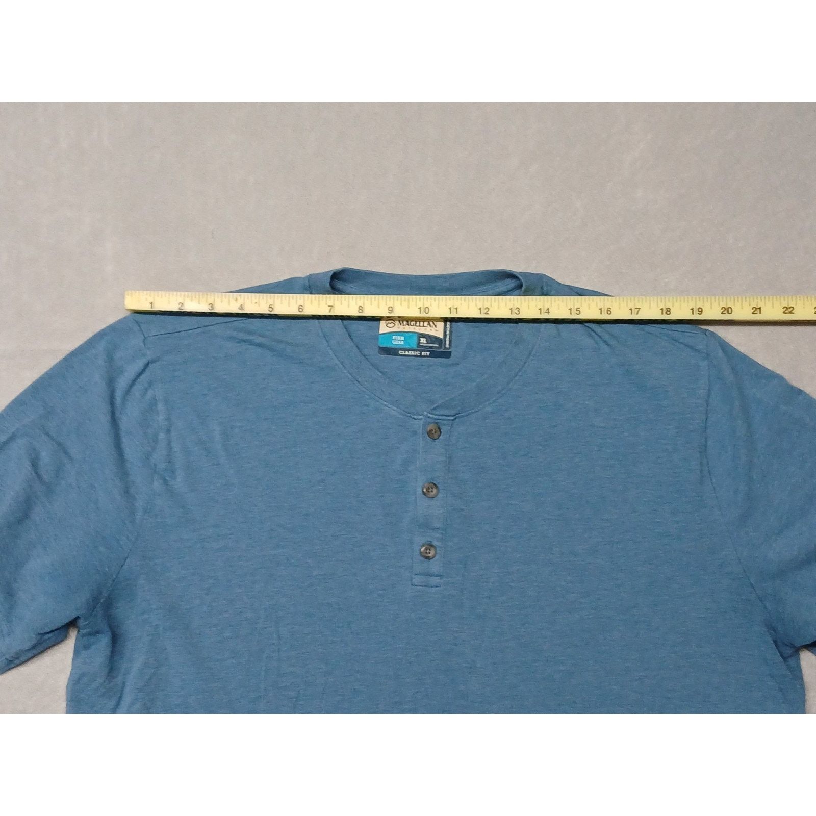 Other Magellan Outdoors (XL) Blue Fish Gear Moisture Wicking Shirt Size US XL / EU 56 / 4 - 4 Thumbnail