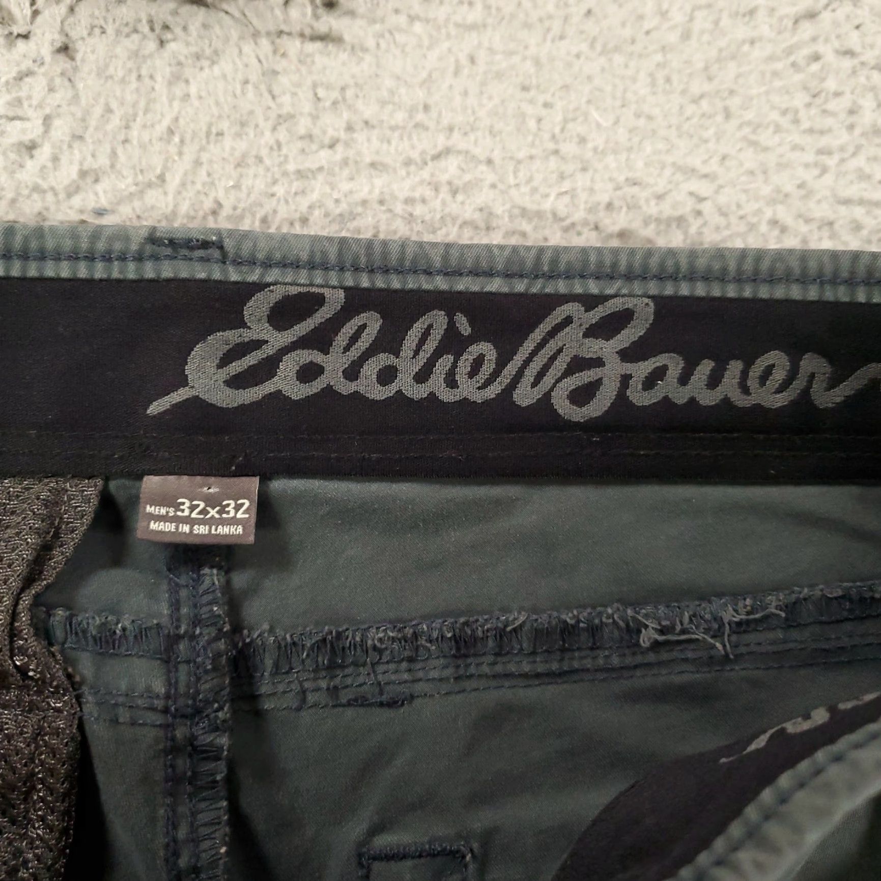 Eddie Bauer Eddie Bauer Pants Mens 32x32 Gray Blue Tech Outdoor Performance Chino Straight Regular 32 Gray Eddie Bauer Mens Pants Size US 32 / EU 48 - 5 Thumbnail