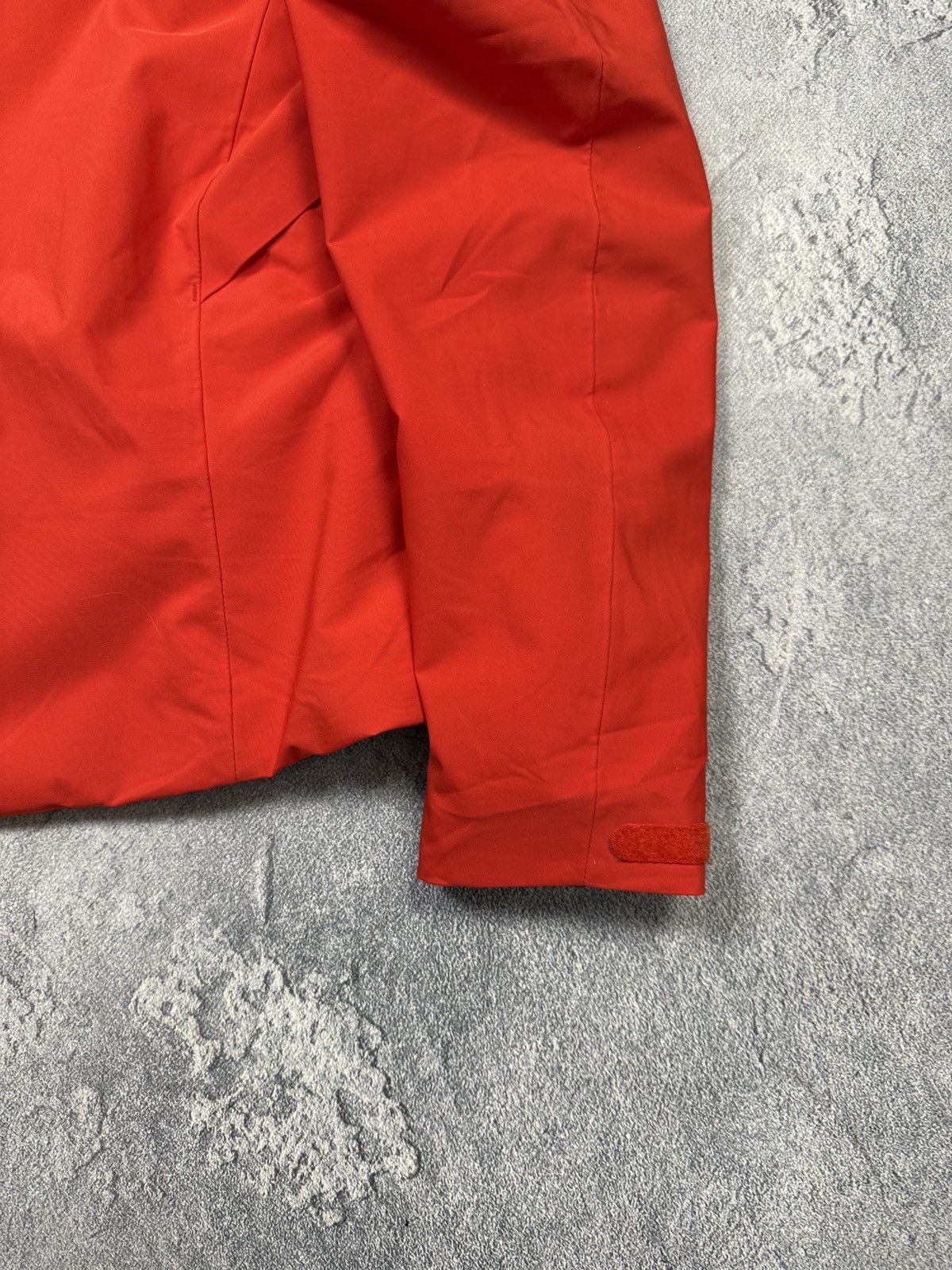 Peak Performance Peak Performance Gore-Tex Jacket Gorpcore Size US M / EU 48-50 / 2 - 10 Thumbnail