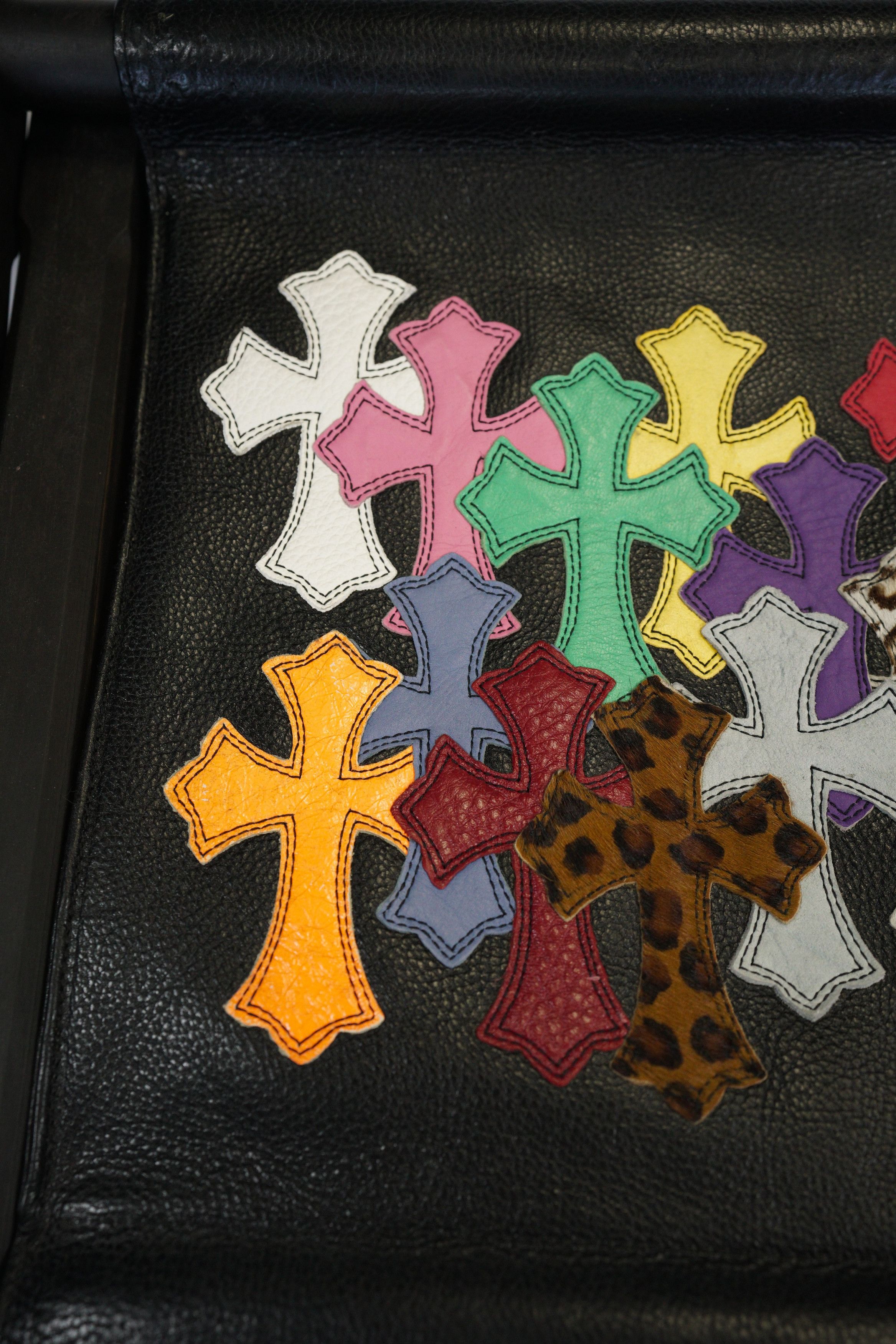 Chrome Hearts Chrome Hearts Cemetery Cross Patch Leather Magazine Holder Size ONE SIZE - 17 Thumbnail