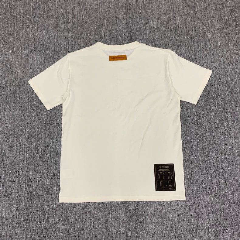 Louis Vuitton Louis Vuitton White back instruction label short sleeve Size US XL / EU 56 / 4 - 2 Thumbnail