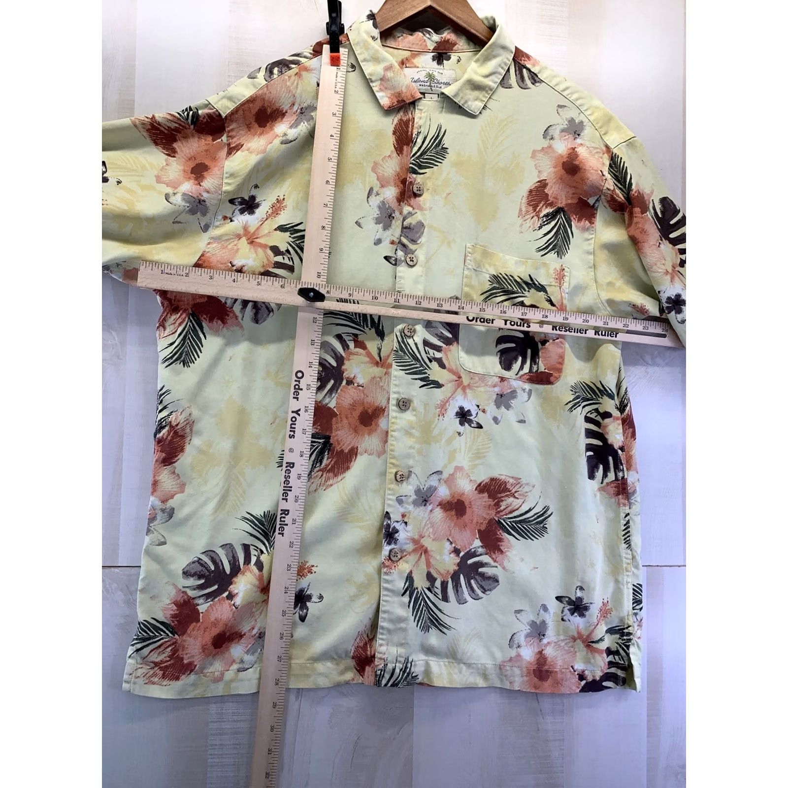 Vintage VINTAGE Island Shores Mens Button-Up Silk Floral Hawaiian Tropical Shirt L Yellow 5421 Mens Size US L / EU 52-54 / 3 - 3 Thumbnail