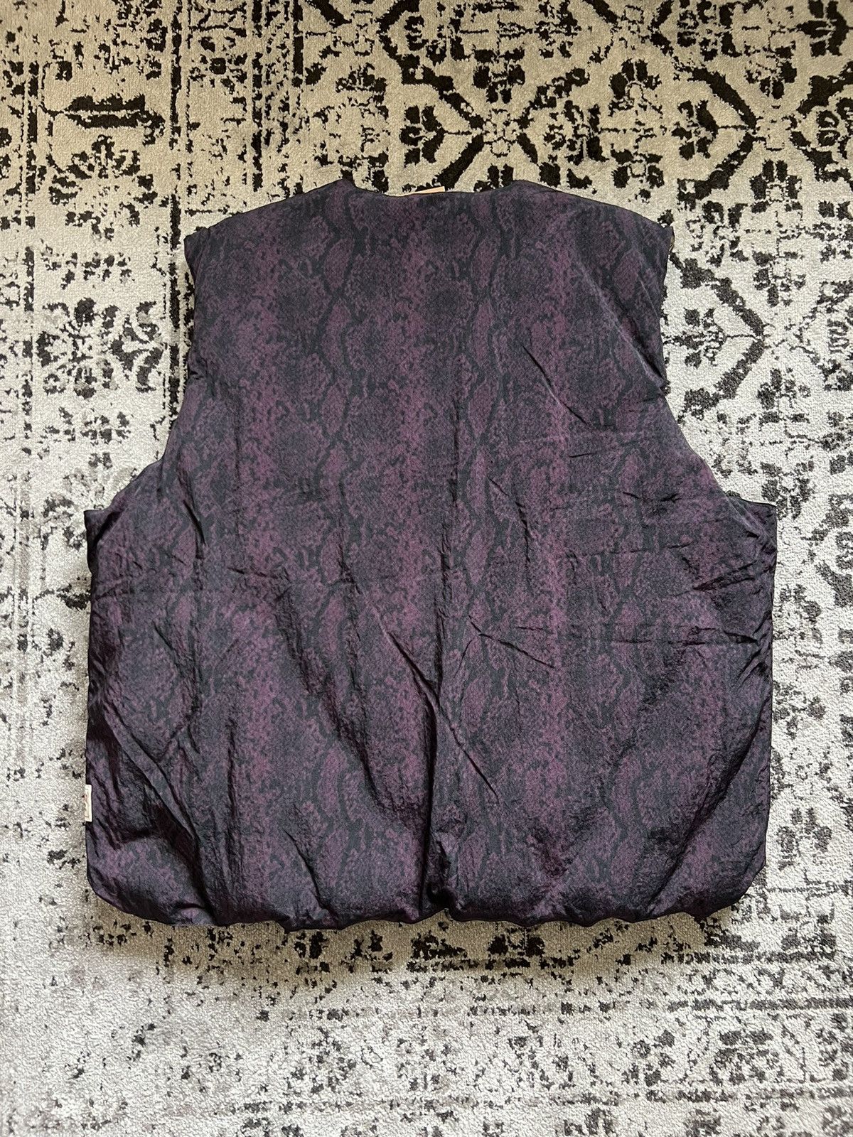 Stussy STUSSY PYTHON REVERSIBLE VEST - BURGUNDY | Grailed