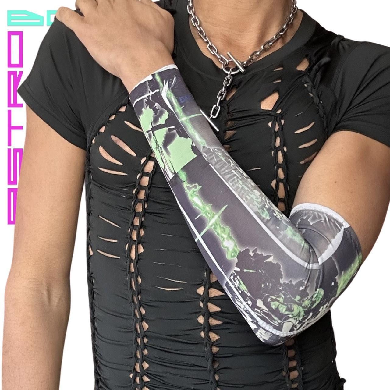 Other Custom Black & Green Graphic Lycra Sports Sleeve Size ONE SIZE - 2 Thumbnail