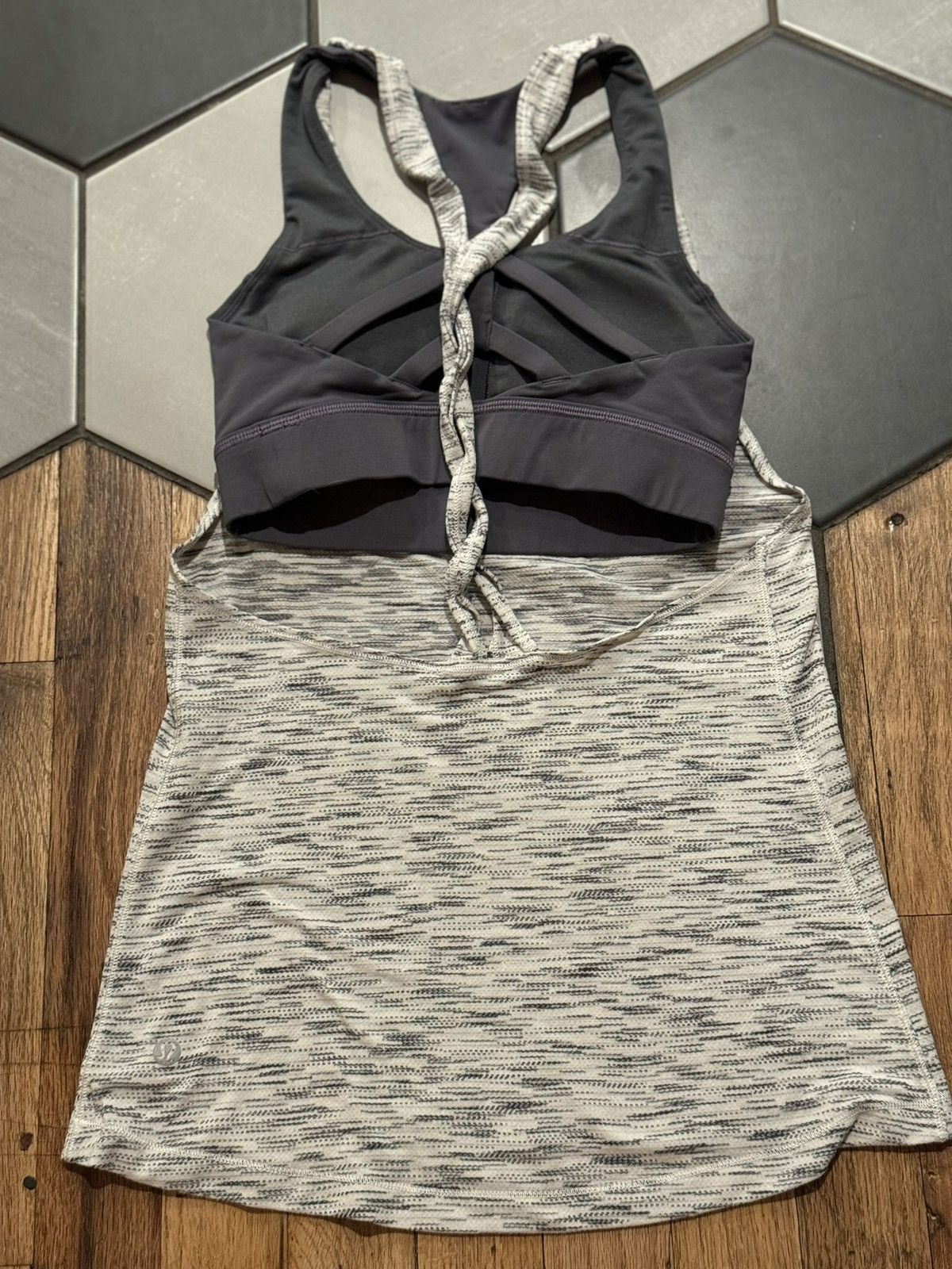Lululemon Lululemon Twist & Toil Tank Tiger Space Dye/Nebula size US 2 Size XS / US 0-2 / IT 36-38 - 5 Thumbnail