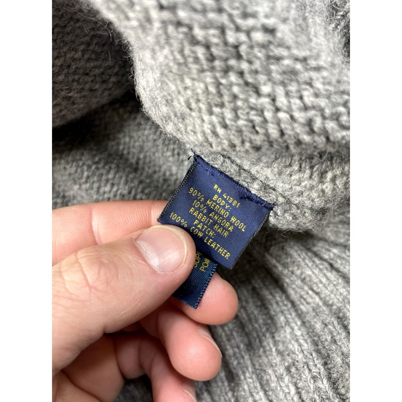 Polo Ralph Lauren Polo Ralph Lauren Mens Large Gray Shawl Leather Elbow Patches Pullover Sweater Size US L / EU 52-54 / 3 - 3 Thumbnail