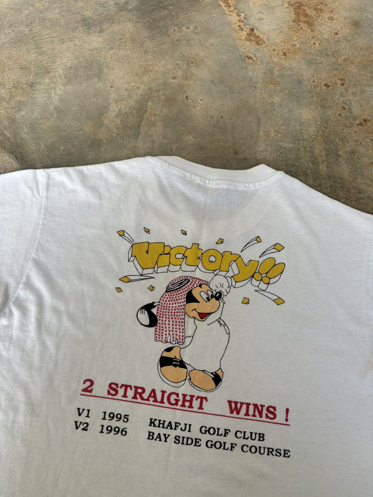 Mickey Mouse × Vintage Vintage 90s Mickey Mouse Saudi Arabia Tshirt Size US M / EU 48-50 / 2 - 4 Thumbnail