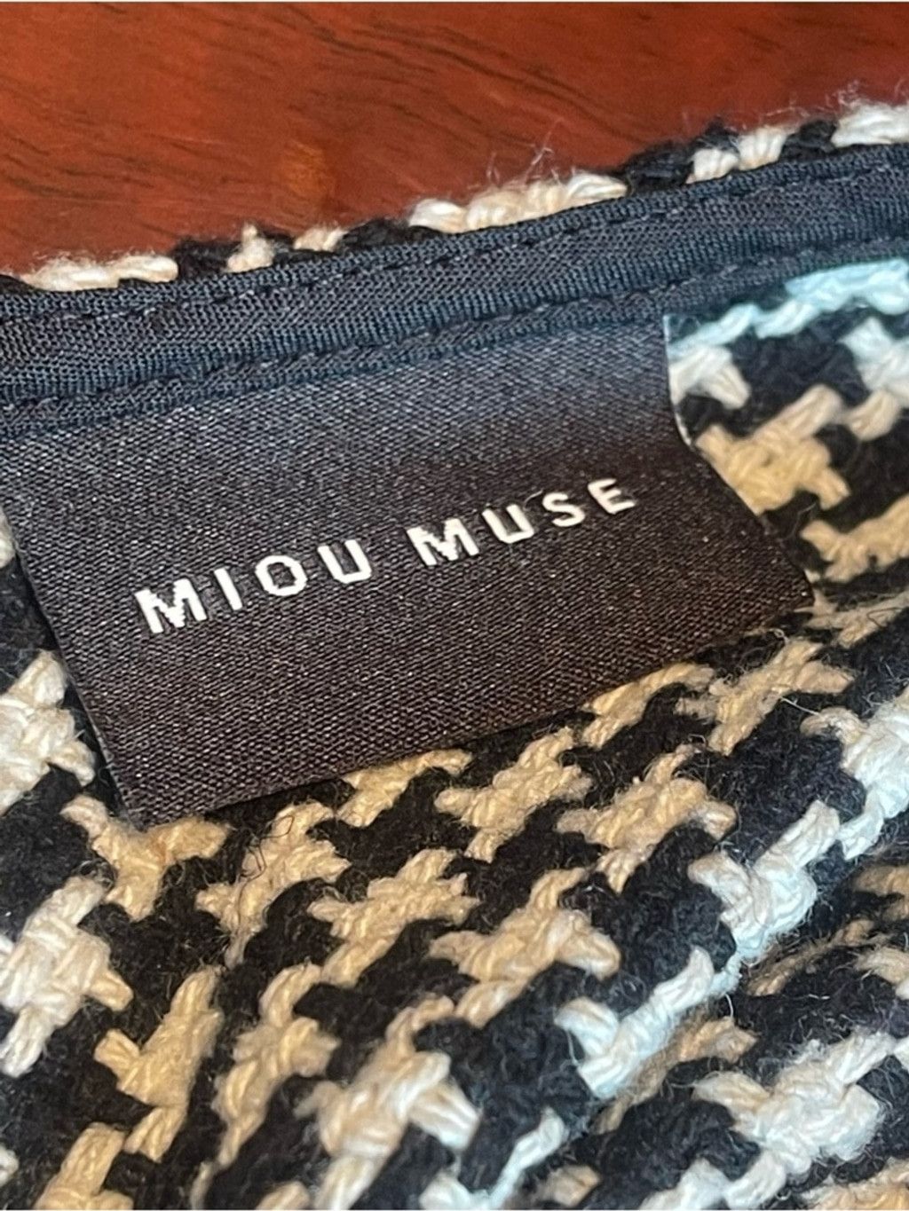 Other Miou Muse Houndstooth Wool blend Tweed Deep V Mini Dress V L Size L / US 10 / IT 46 - 12 Thumbnail