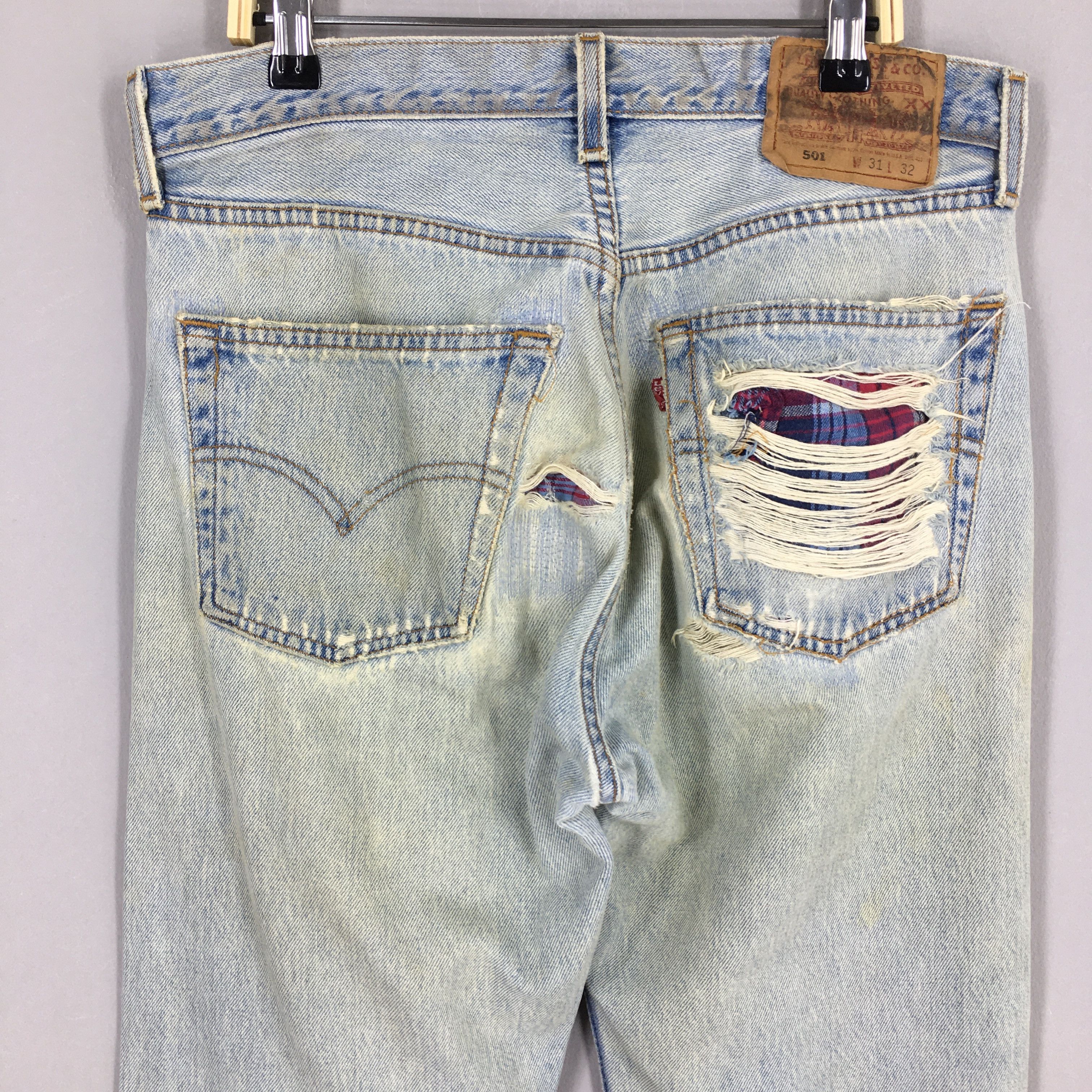 Levi's Size 30x31.5 Vintage 90s Levi's 501 Faded Blue Jeans S562 Size US 30 / EU 46 - 8 Thumbnail