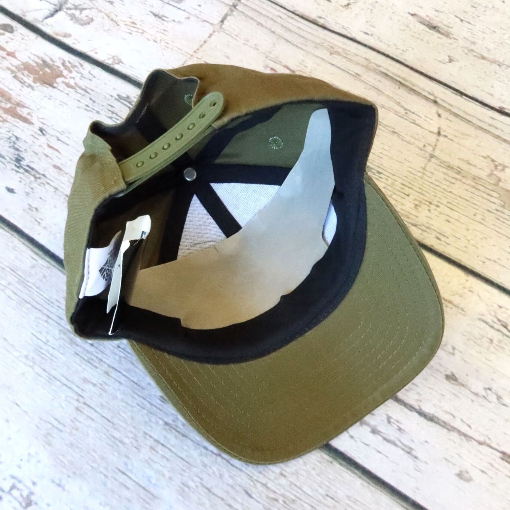 Adidas VINTAGE Adidas Logo Snapback Hat Cap Green Men One Size Adidas Cap Green Deadstock 90s Logo Snapback Hat Men Green Size ONE SIZE - 4 Thumbnail