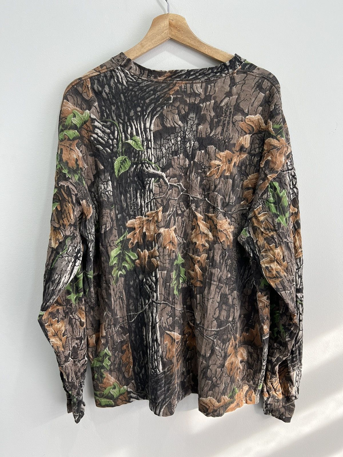 Vintage Vintage Real Tree Camo Longsleeve Shirt mossy oaks crewneck Size US L / EU 52-54 / 3 - 3 Thumbnail