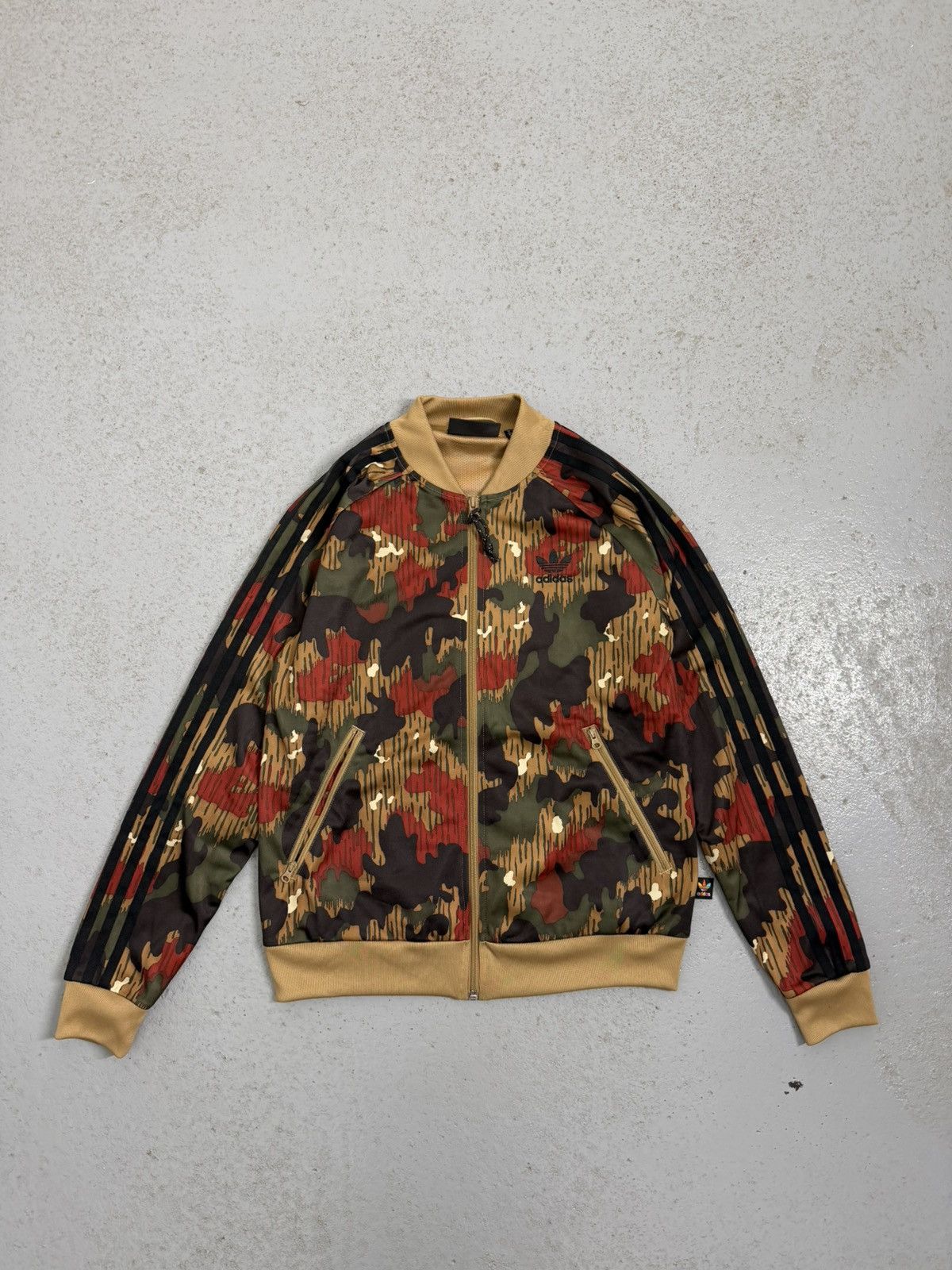 Adidas × Pharrell Adidas Farrell Williams Huhiking Camo 3Stripes Zip Tracksuit Size US S / EU 44-46 / 1 - 1 Thumbnail