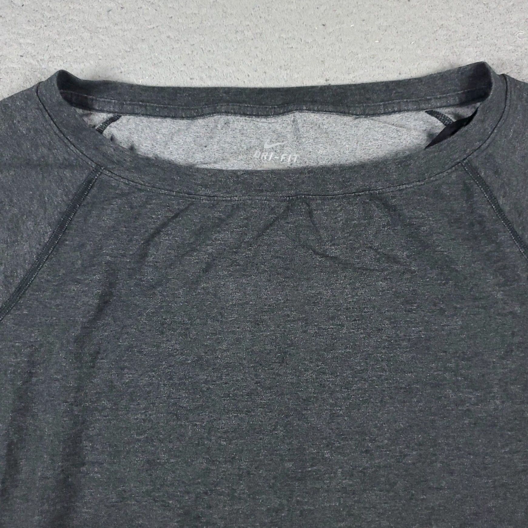 Nike Nike Pullover Sweater Womens Medium Gray Crew Neck Cotton Blend Casual Sports Size M / US 6-8 / IT 42-44 - 2 Thumbnail