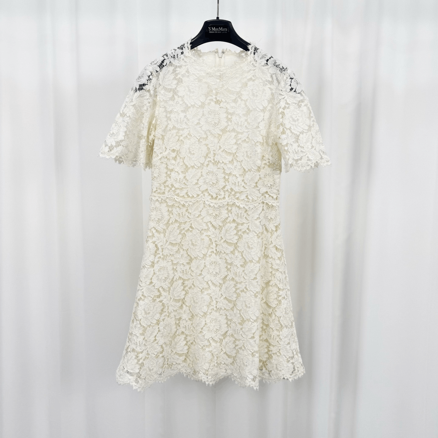 Valentino Valentino Lace Dress Size S / US 4 / IT 40 - 1 Thumbnail