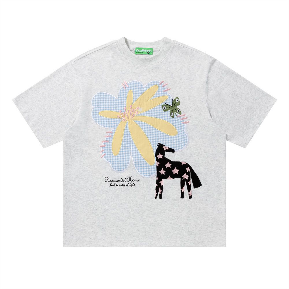 Japanese Brand Men's Loose-Fit Casual T-Shirt with Floral Embroidery Size US M / EU 48-50 / 2 - 1 Thumbnail