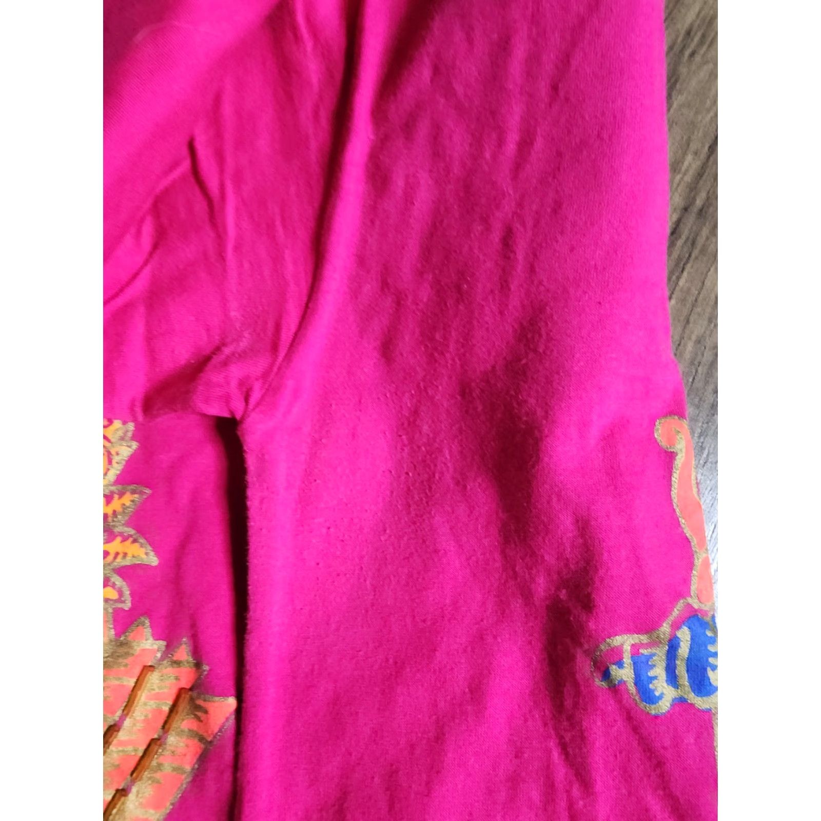 Vintage Vintage 90s S Bali Primitive Design Sequin Single Stitch Travel T Shirt Nike? Size US S / EU 44-46 / 1 - 6 Thumbnail