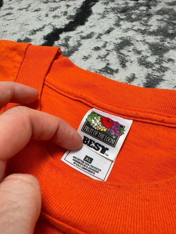 Fruit Of The Loom Vintage Fruit of the Loom Gibson Les Paul Orange XL T-Shirt Size US XL / EU 56 / 4 - 4 Thumbnail