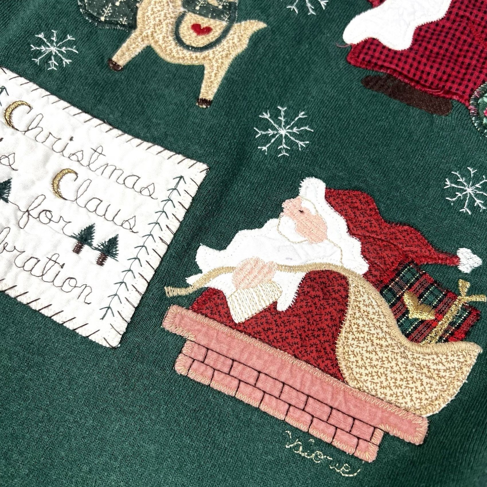 Vintage VINTAGE Santa Christmas Party Patched Crewneck Sweatshirt Large Made USA | Folk Art Applique Sweatshirt Unisex Adults Crew Neck 90s Vintage Green Size US L / EU 52-54 / 3 - 5 Thumbnail