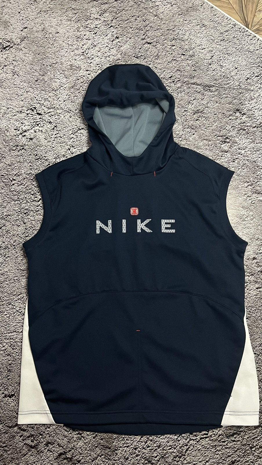 Nike × Vintage Early 00’s Nike shox rare sleeveless hoodie big logo Size US S / EU 44-46 / 1 - 1 Thumbnail