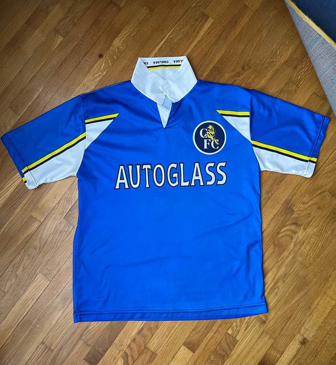 Vintage Vintage Tore Andre Flo Chelsea FC soccer jersey tee Size US XL / EU 56 / 4 - 1 Thumbnail