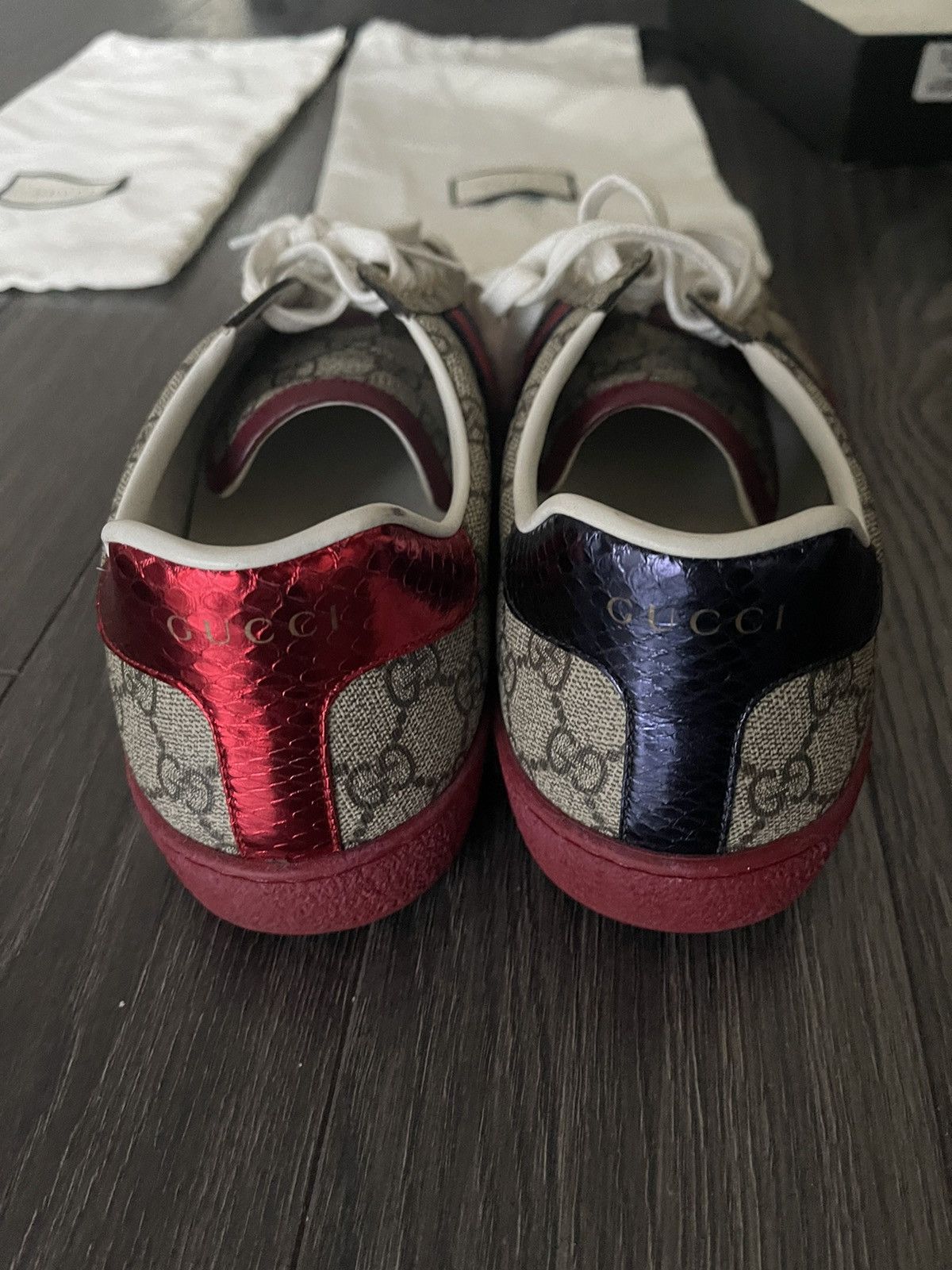 Gucci Men’s Ace GG Supreme Sneakers Size US 11 / EU 44 - 5 Thumbnail
