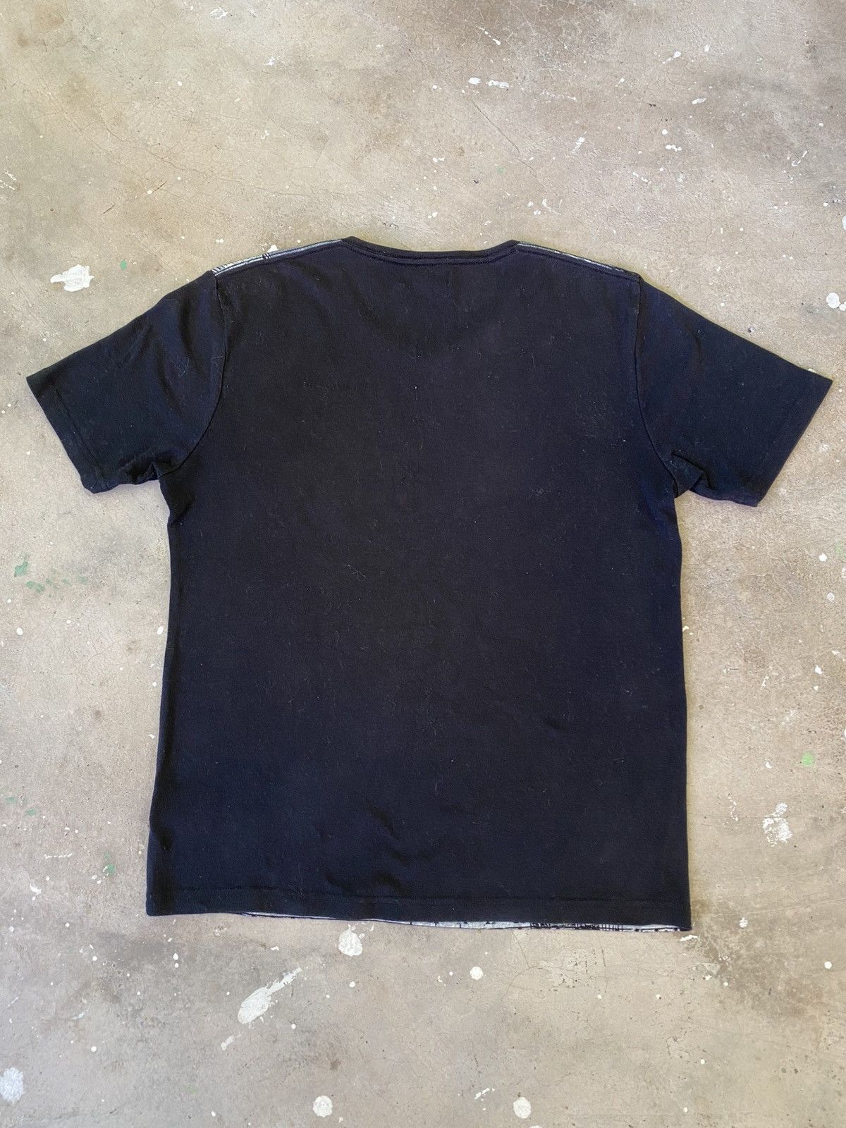semanticdesign Semantic Design Abstract Graphic V Neck Tee Japan Size US M / EU 48-50 / 2 - 7 Thumbnail