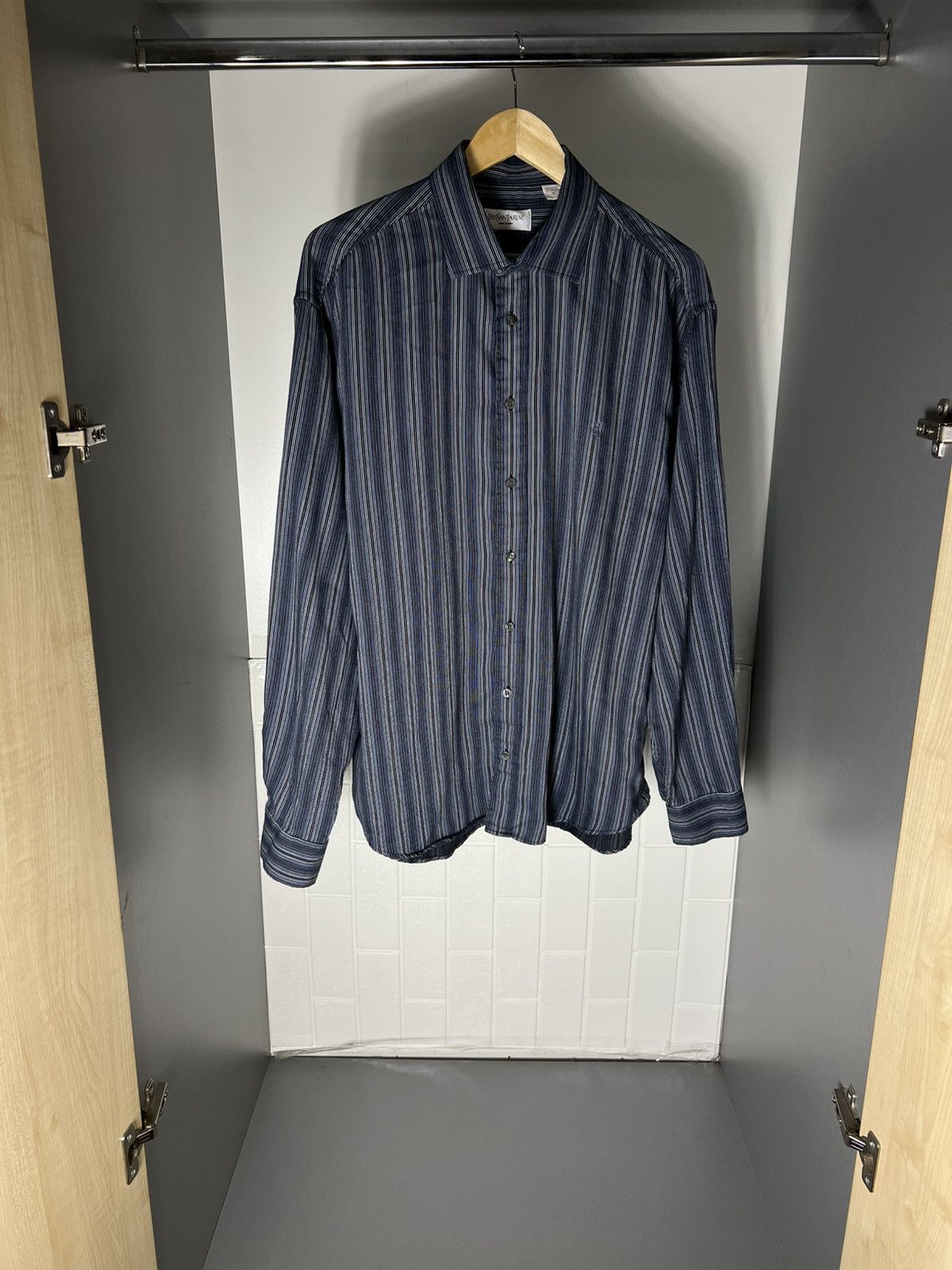 Saint Laurent Paris VINTAGE YVES SAINT LAURENT CLASSIC CASUAL DESIGNER SHIRT 90s Size US XL / EU 56 / 4 - 2 Thumbnail