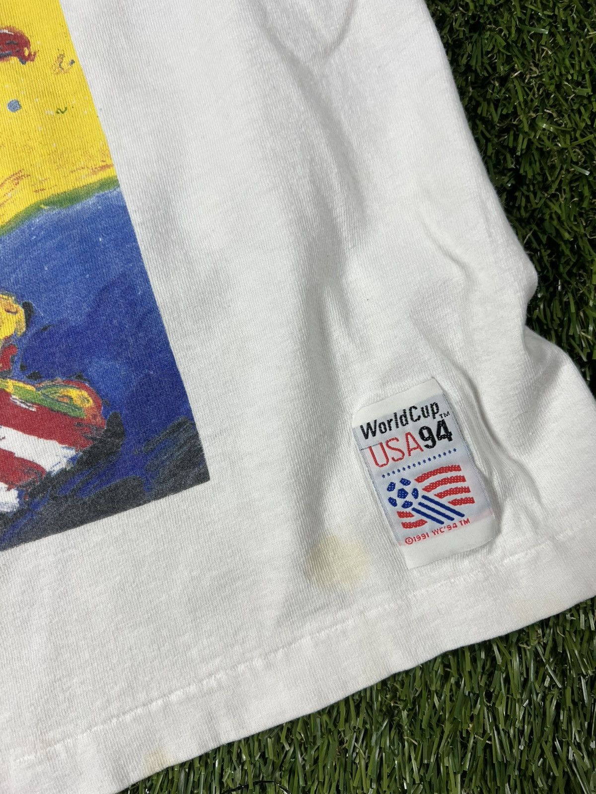 Salem Sportswear Vintage 90s World Cup 94 Vibrant USA Graphic Boxy Soccer Tee Size US S / EU 44-46 / 1 - 2 Thumbnail