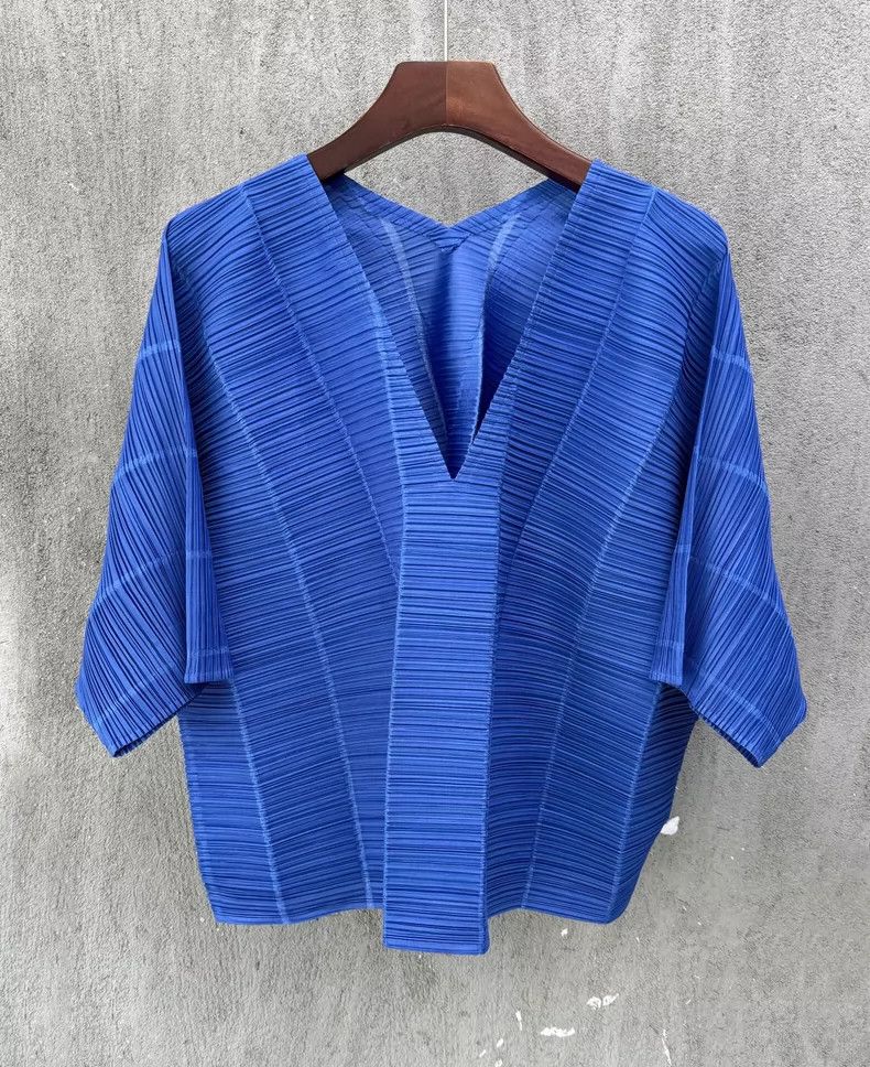 Other Issey Miyake size:3 Blue bamboo joint top with short sleev Size XS / US 0-2 / IT 36-38 - 1 Thumbnail